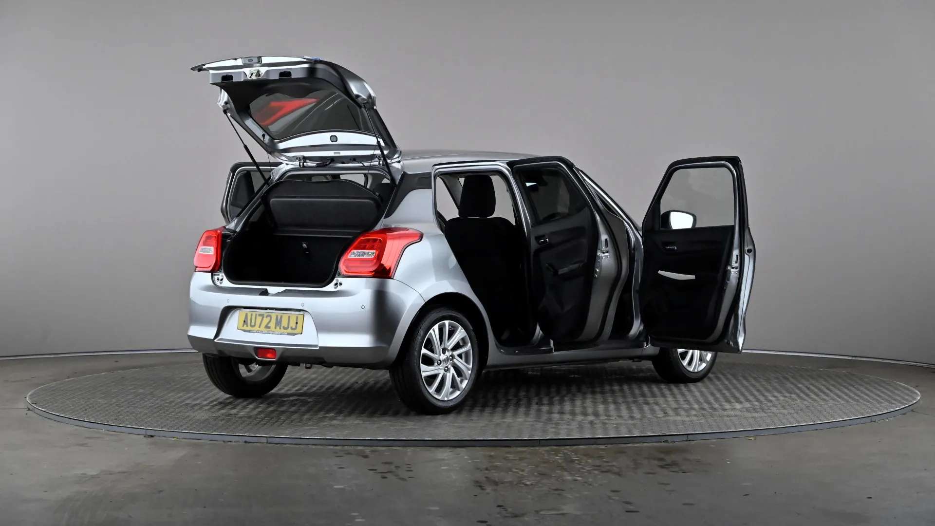 2022 SUZUKI SWIFT 2022 SUZUKI SWIFT