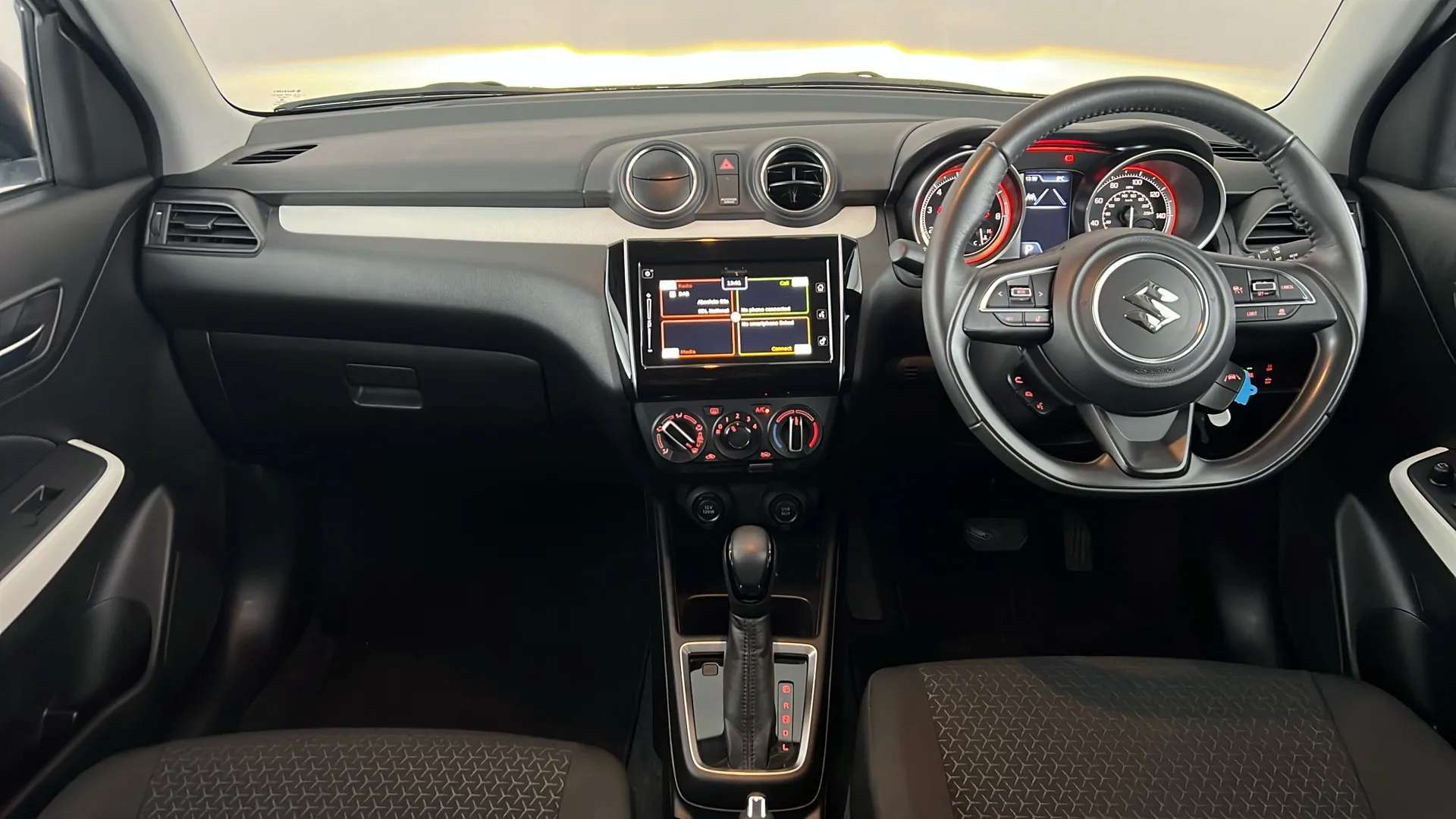 2022 SUZUKI SWIFT 2022 SUZUKI SWIFT