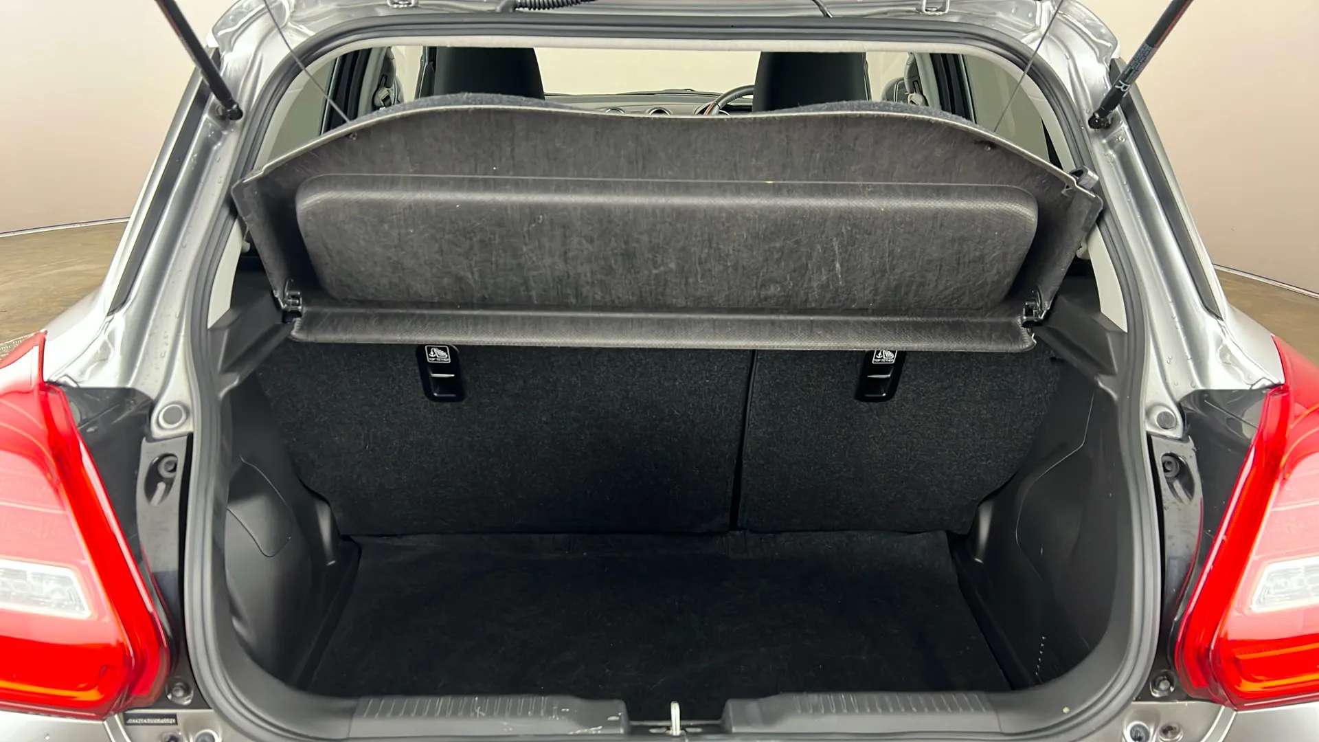 2022 SUZUKI SWIFT 2022 SUZUKI SWIFT