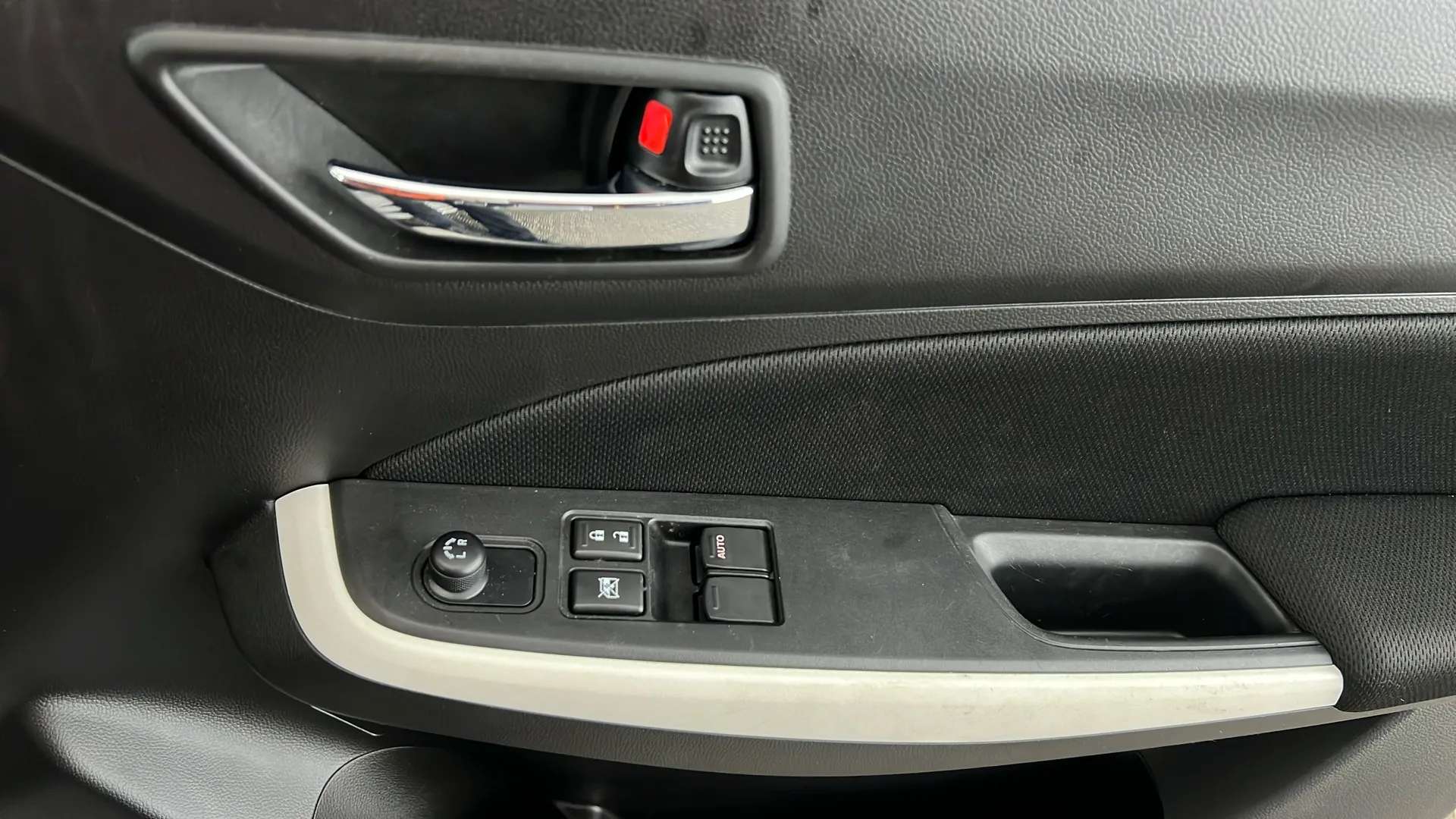 2022 SUZUKI SWIFT 2022 SUZUKI SWIFT