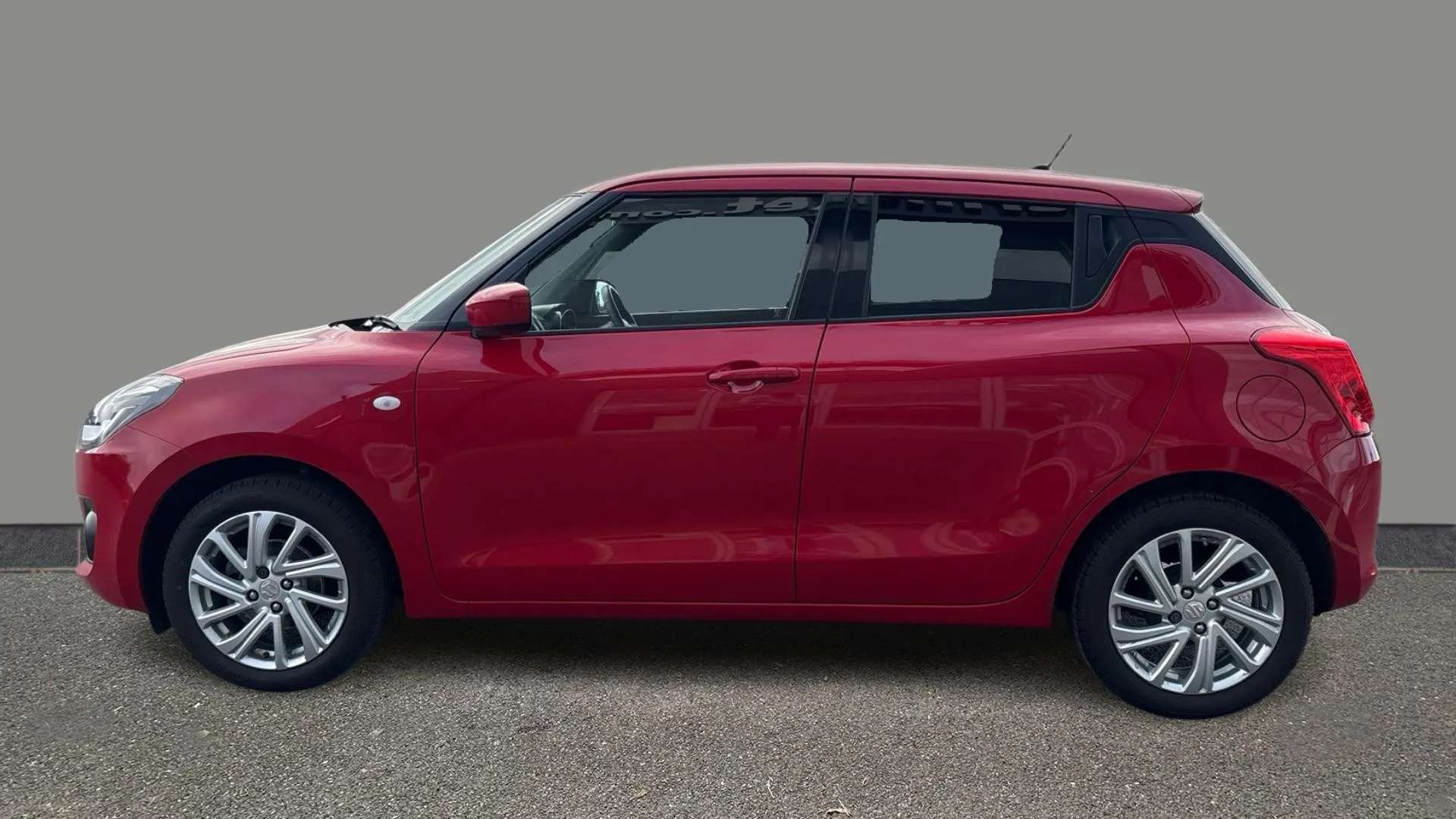 A 2023 SUZUKI SWIFT 1.2 Dualjet 83 12V Hybrid SZ-T Auto A 2023 SUZUKI SWIFT 1.2 Dualjet 83 12V Hybrid SZ-T Auto