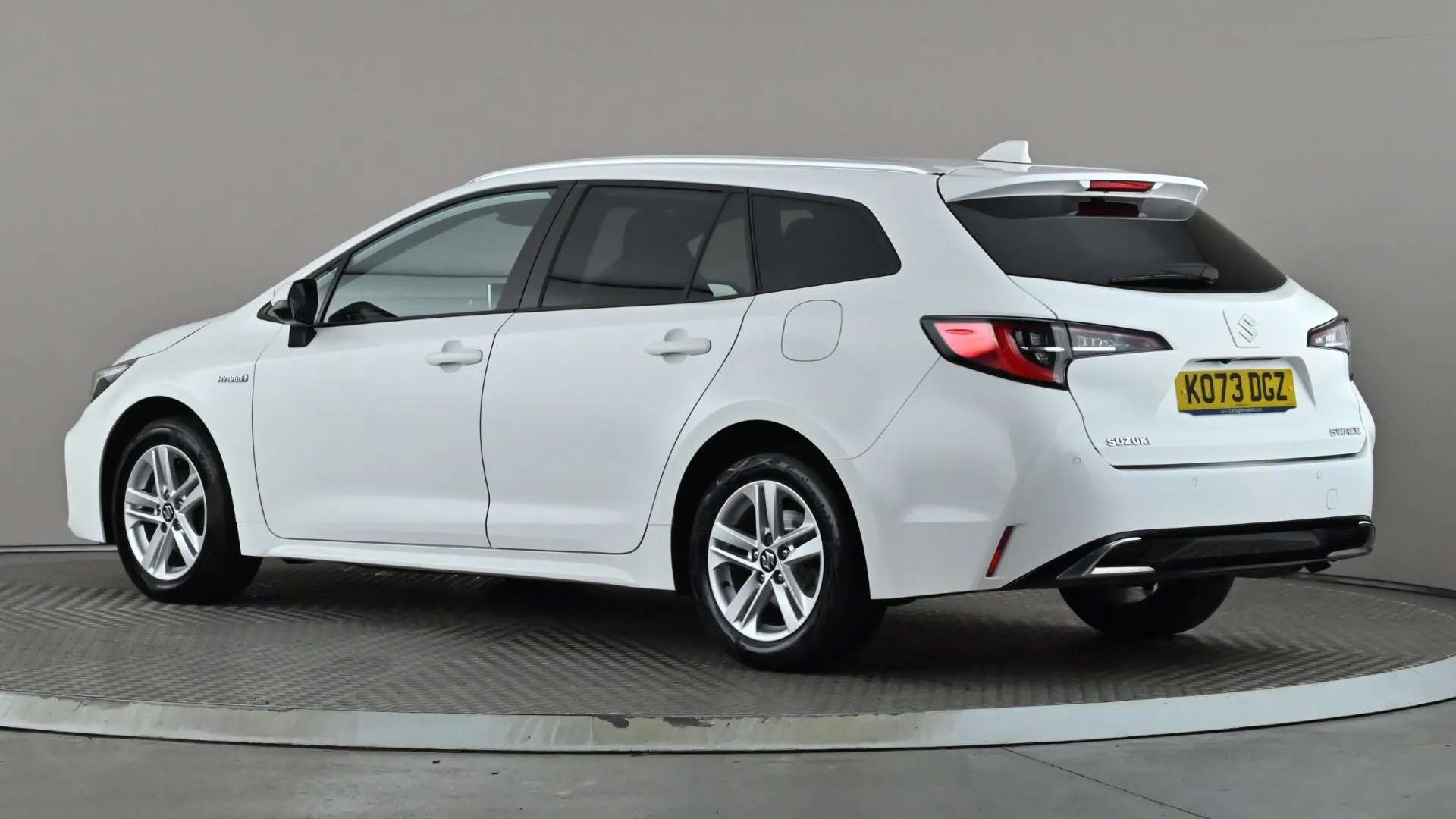A 2023 SUZUKI SWACE 1.8 Hybrid Ultra CVT A 2023 SUZUKI SWACE 1.8 Hybrid Ultra CVT