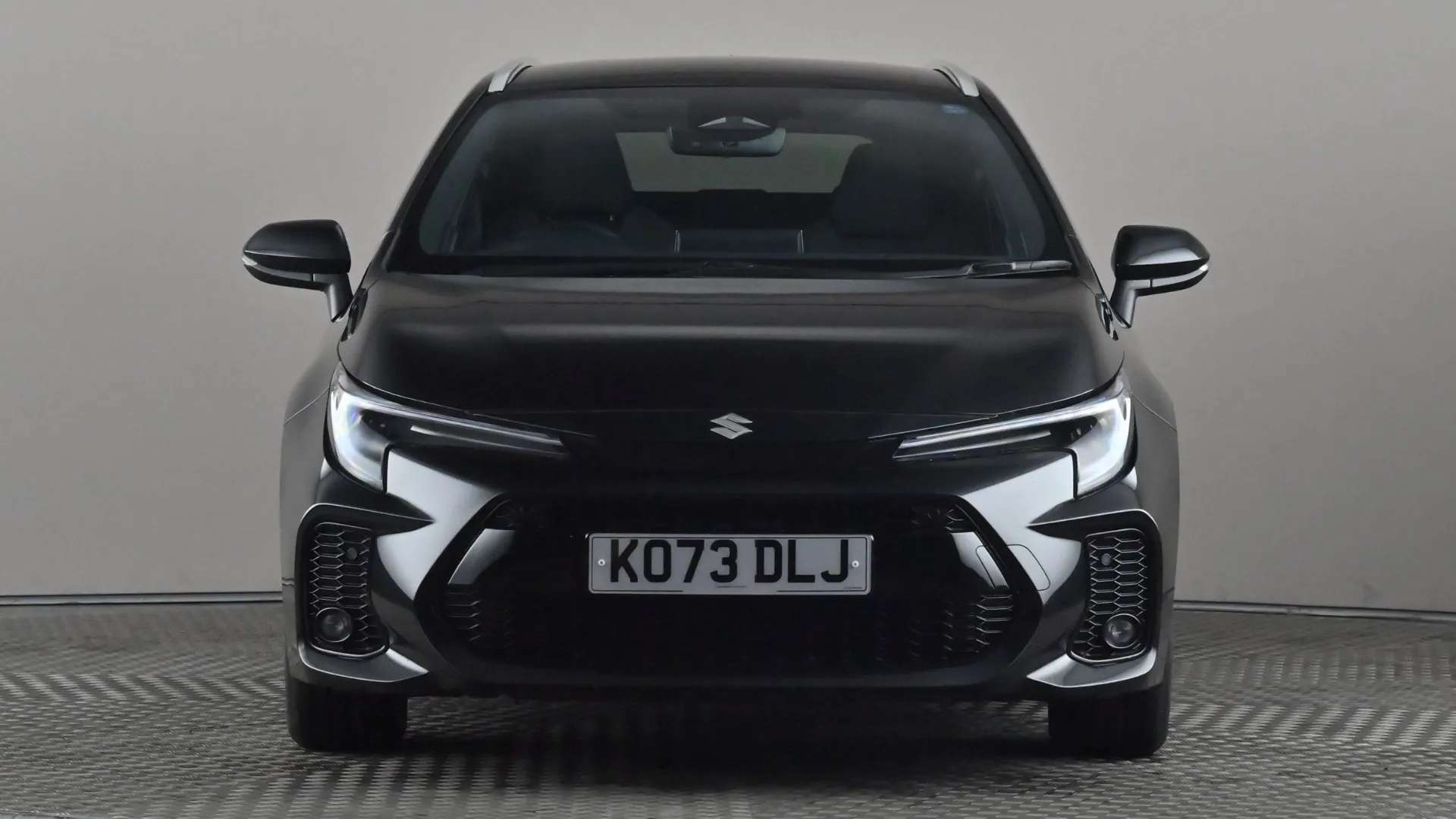 A 2023 SUZUKI SWACE 1.8 Hybrid Ultra CVT A 2023 SUZUKI SWACE 1.8 Hybrid Ultra CVT