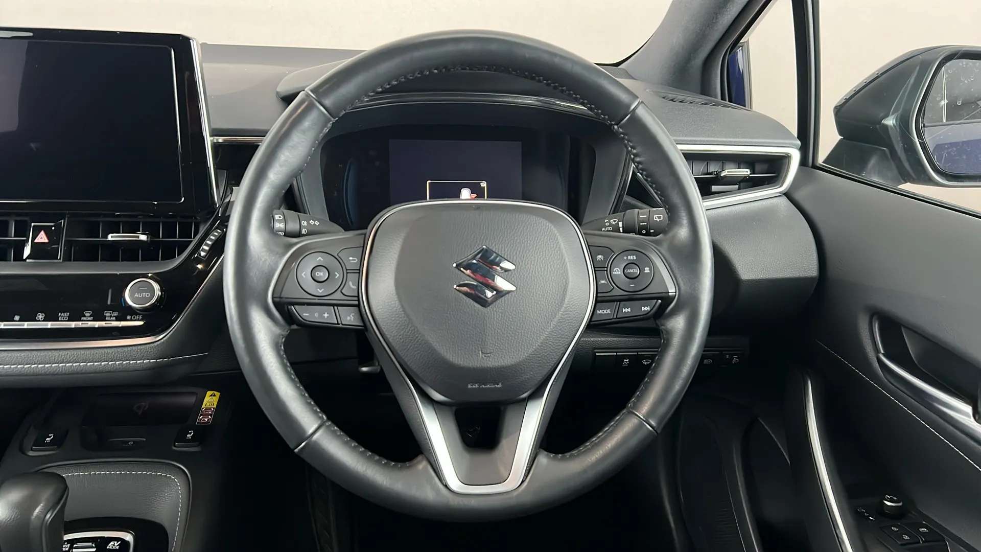 2023 SUZUKI SWACE 2023 SUZUKI SWACE