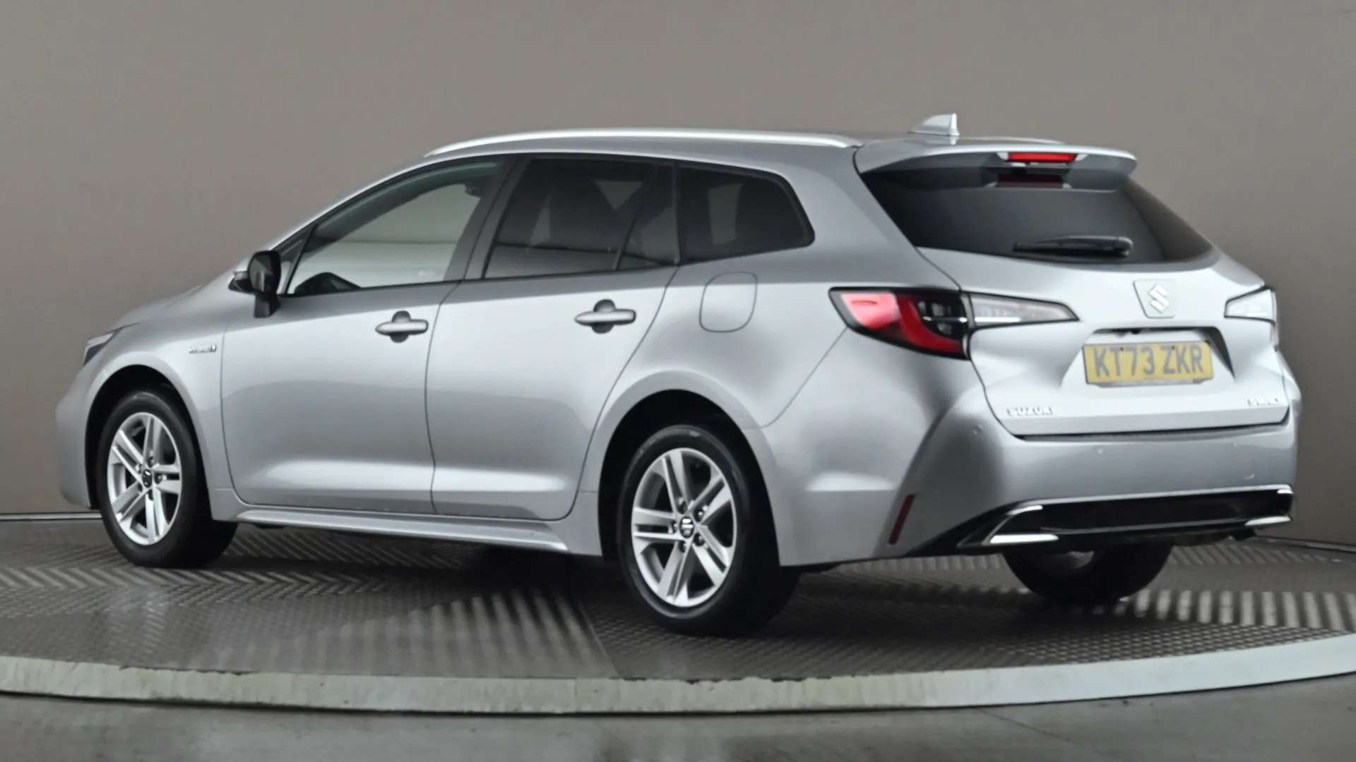 2023 SUZUKI SWACE 2023 SUZUKI SWACE