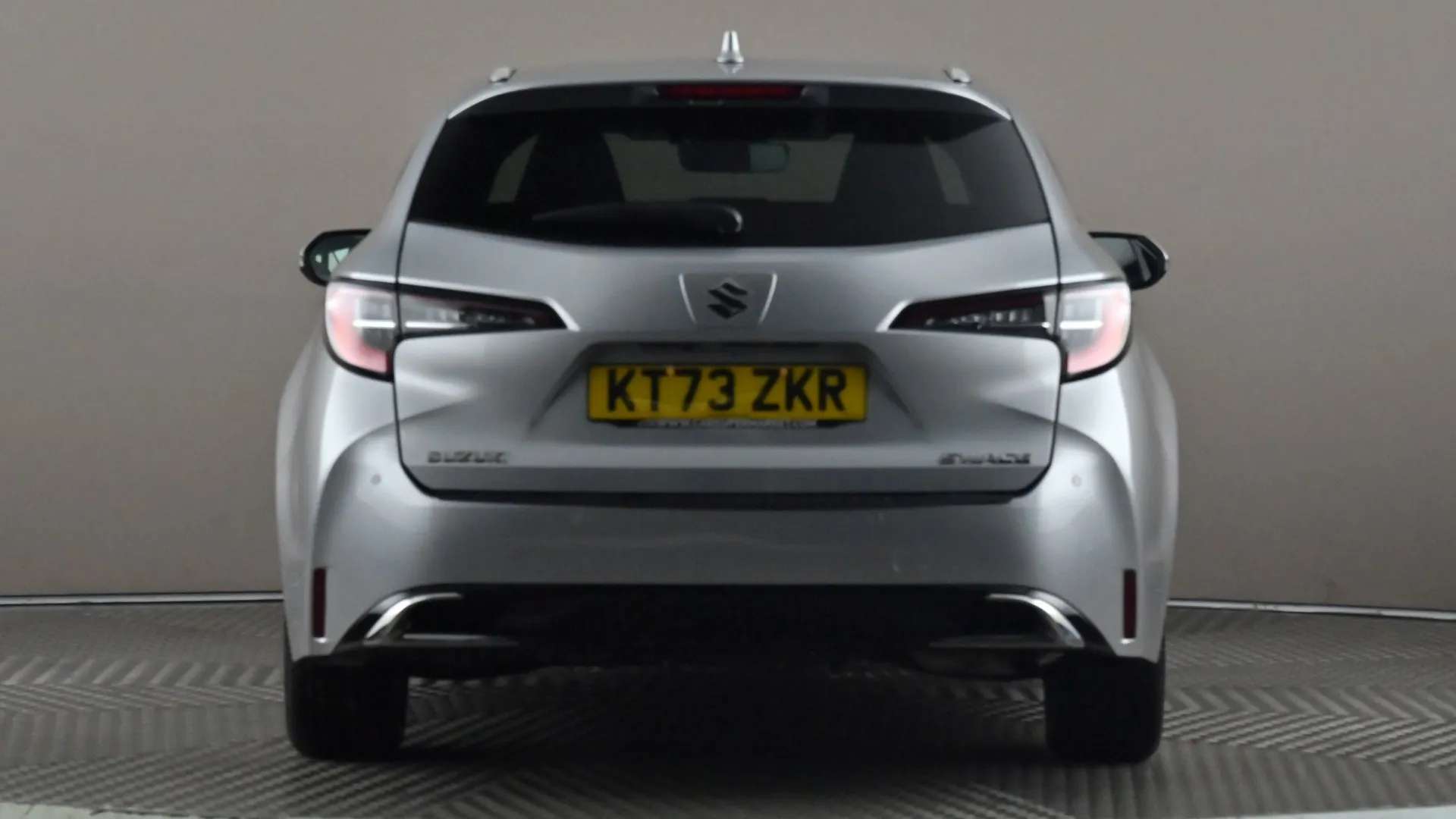 2023 SUZUKI SWACE 2023 SUZUKI SWACE