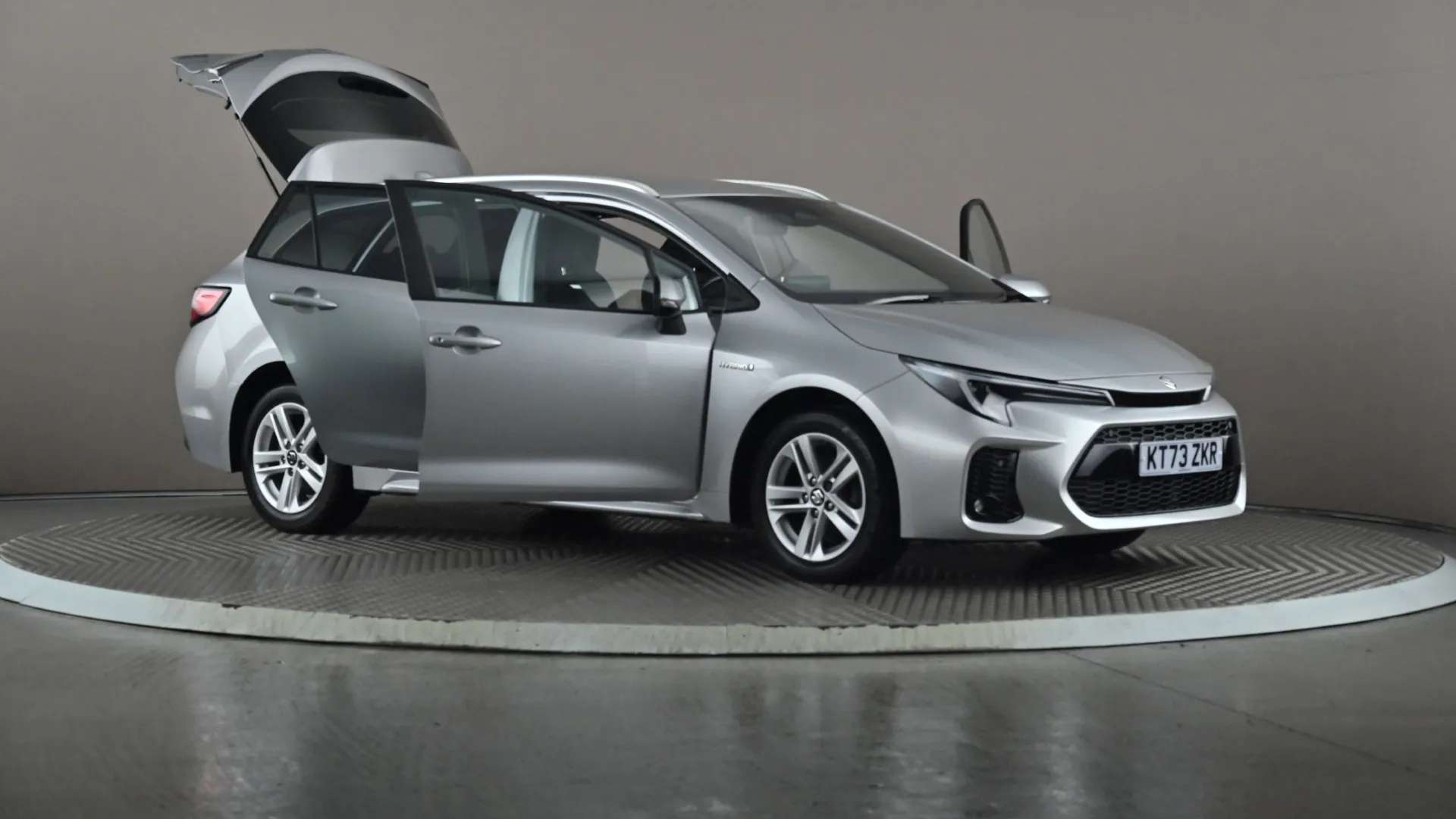 2023 SUZUKI SWACE 2023 SUZUKI SWACE