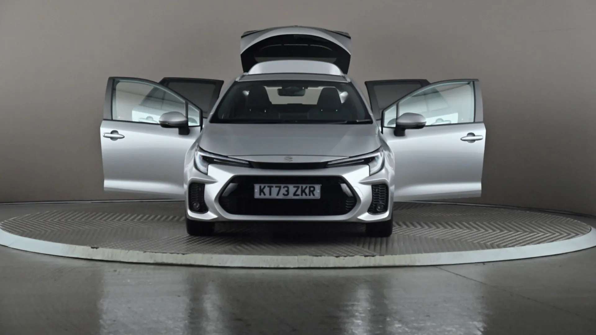 2023 SUZUKI SWACE 2023 SUZUKI SWACE