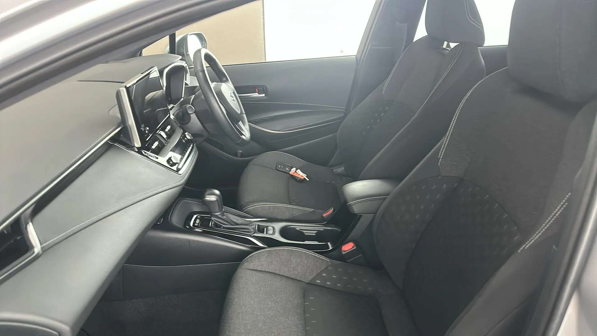 2023 SUZUKI SWACE 2023 SUZUKI SWACE