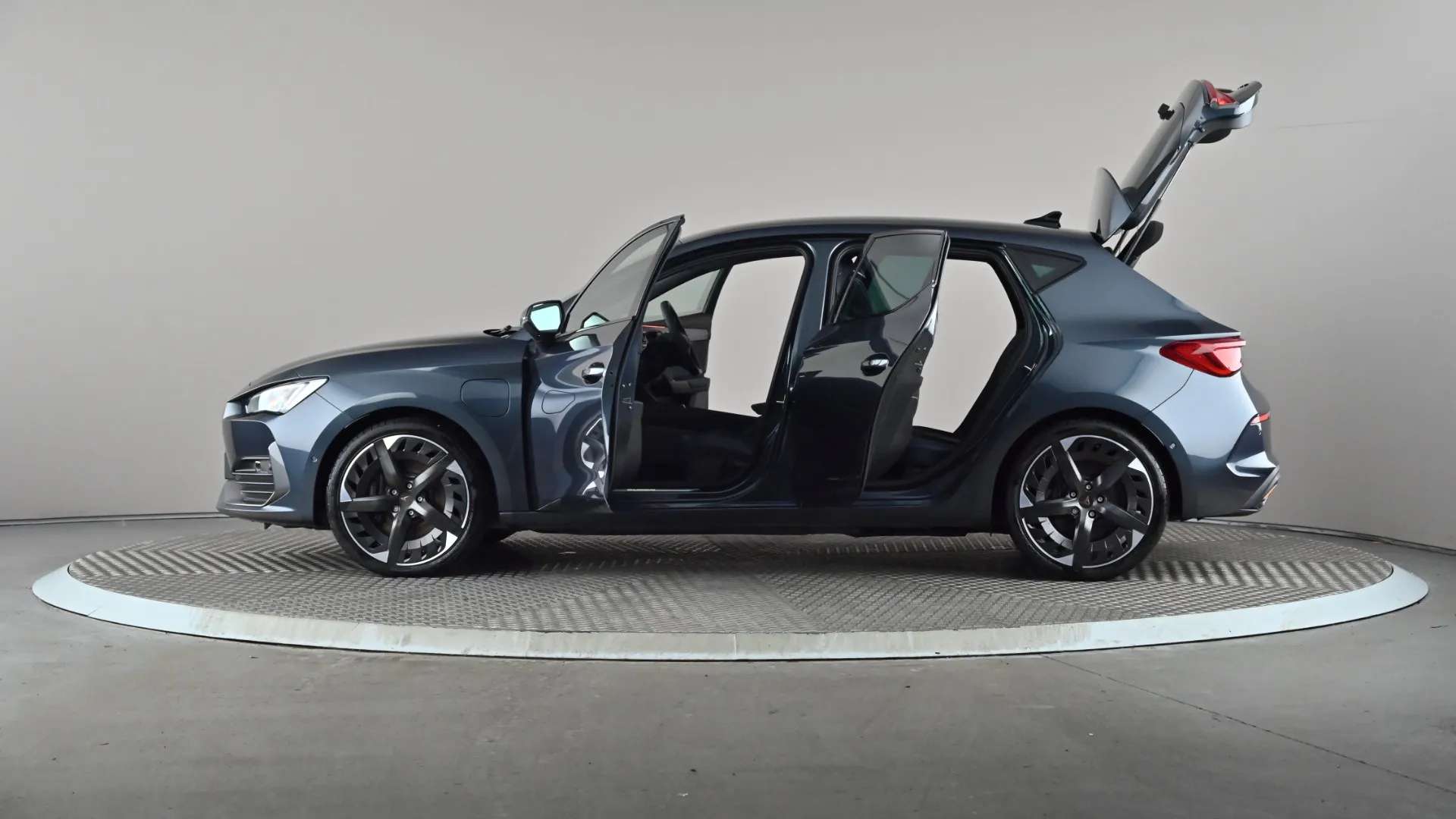 2024 CUPRA LEON 2024 CUPRA LEON