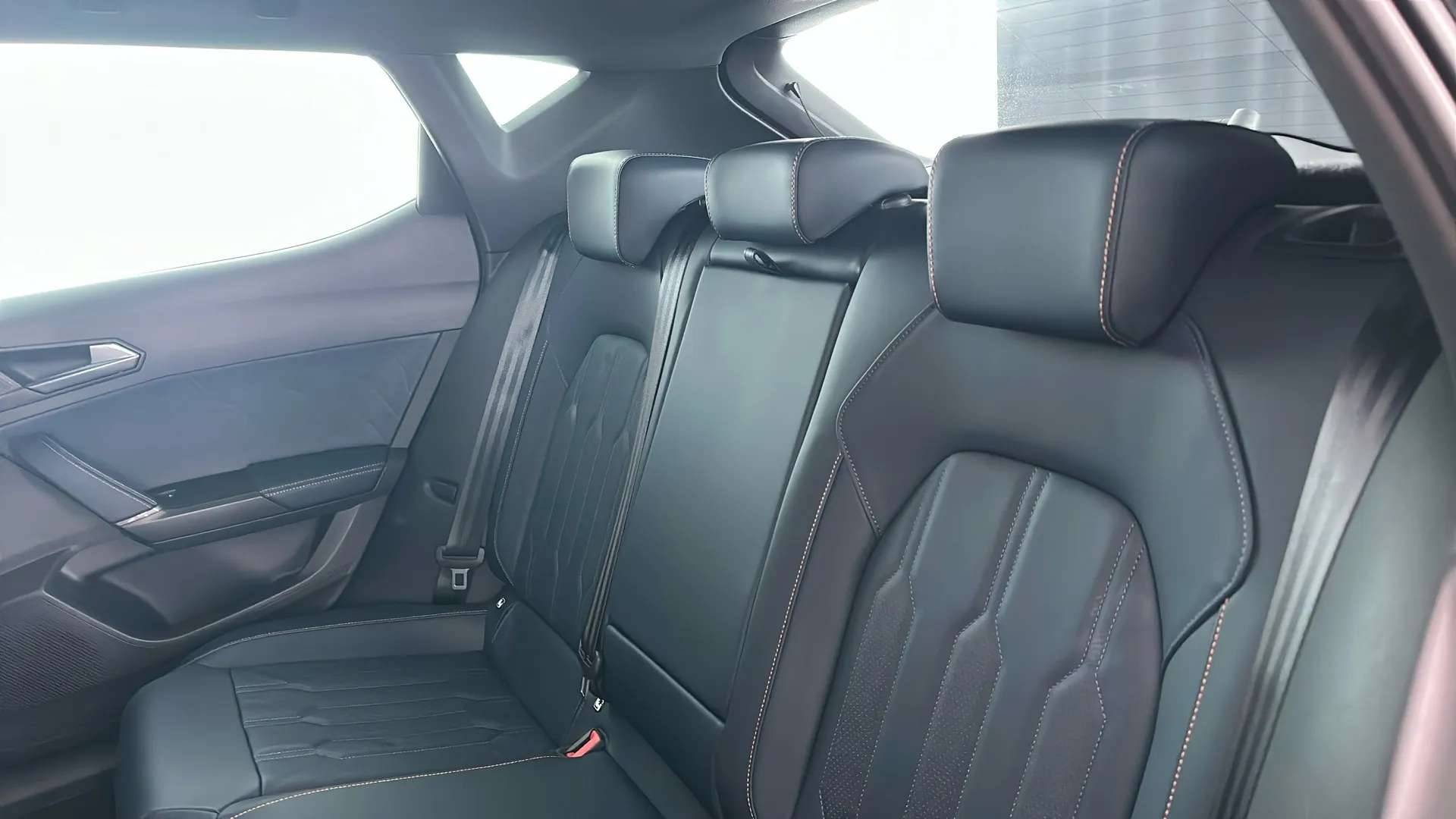 2024 CUPRA LEON 2024 CUPRA LEON