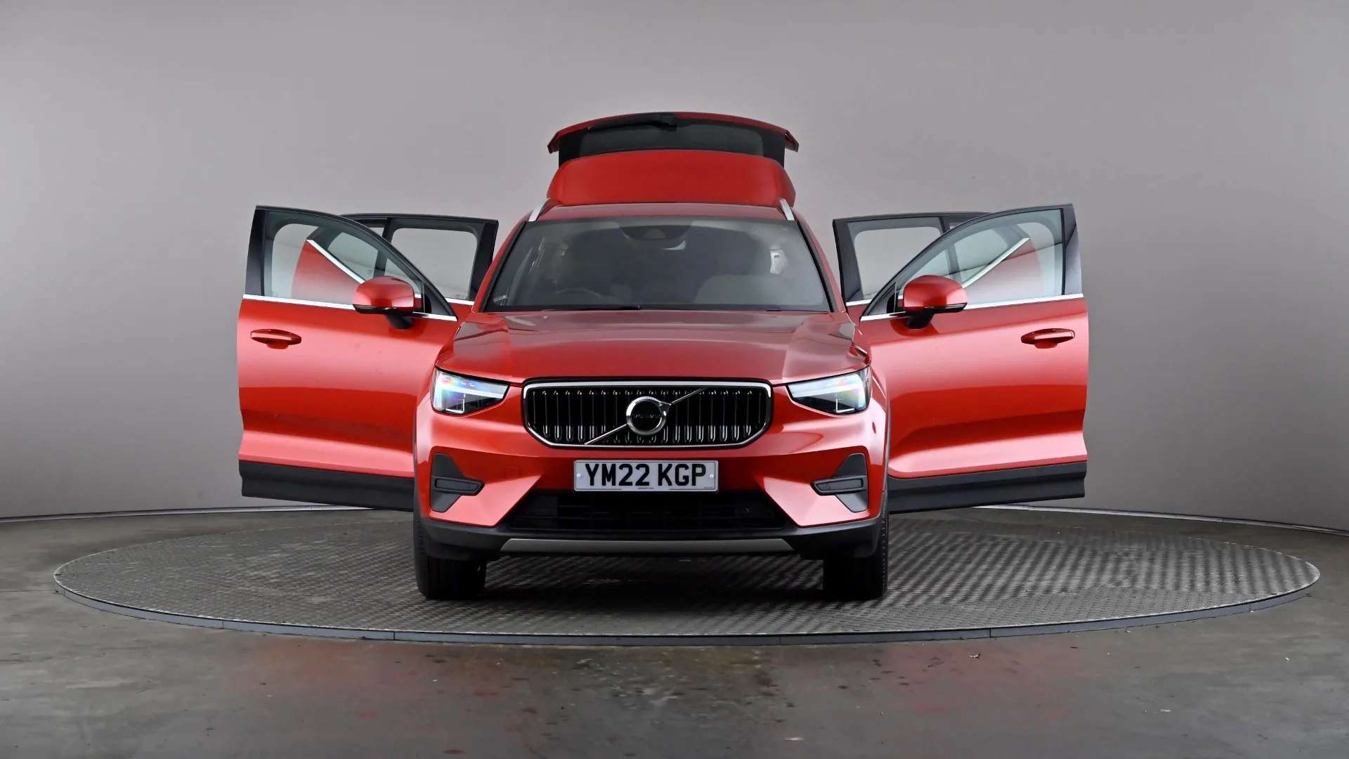 2022 VOLVO XC40 2022 VOLVO XC40