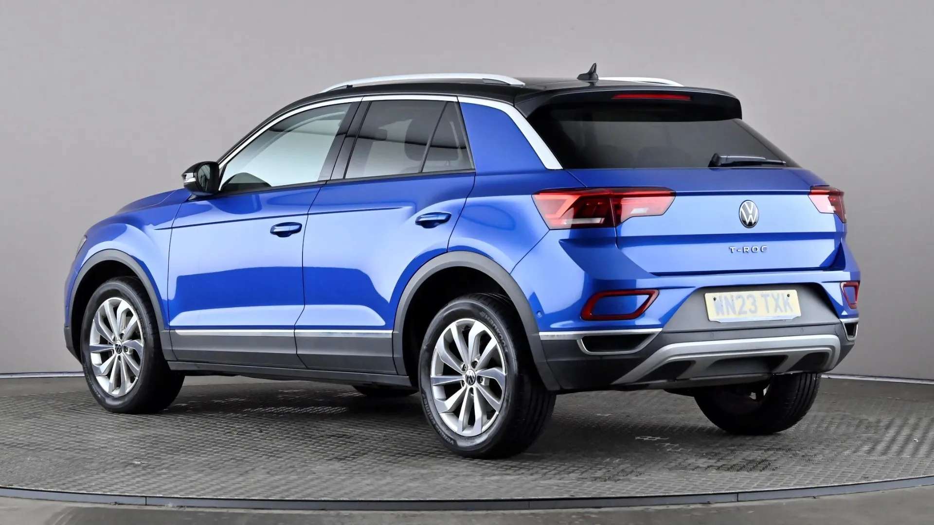 A 2023 VOLKSWAGEN T-ROC 1.0 TSI Style A 2023 VOLKSWAGEN T-ROC 1.0 TSI Style