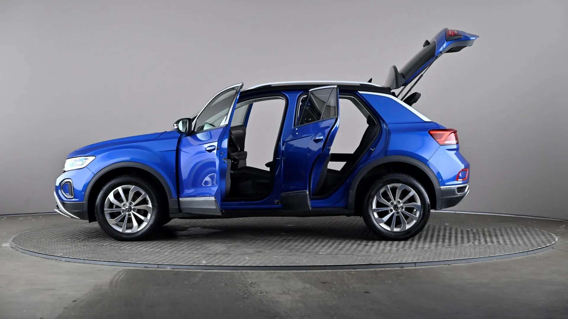2023 VOLKSWAGEN T-ROC 2023 VOLKSWAGEN T-ROC
