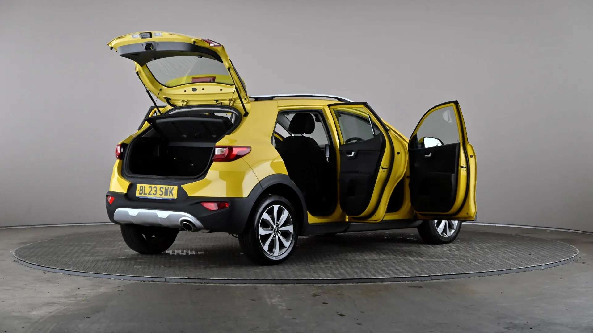 2023 KIA STONIC 2023 KIA STONIC