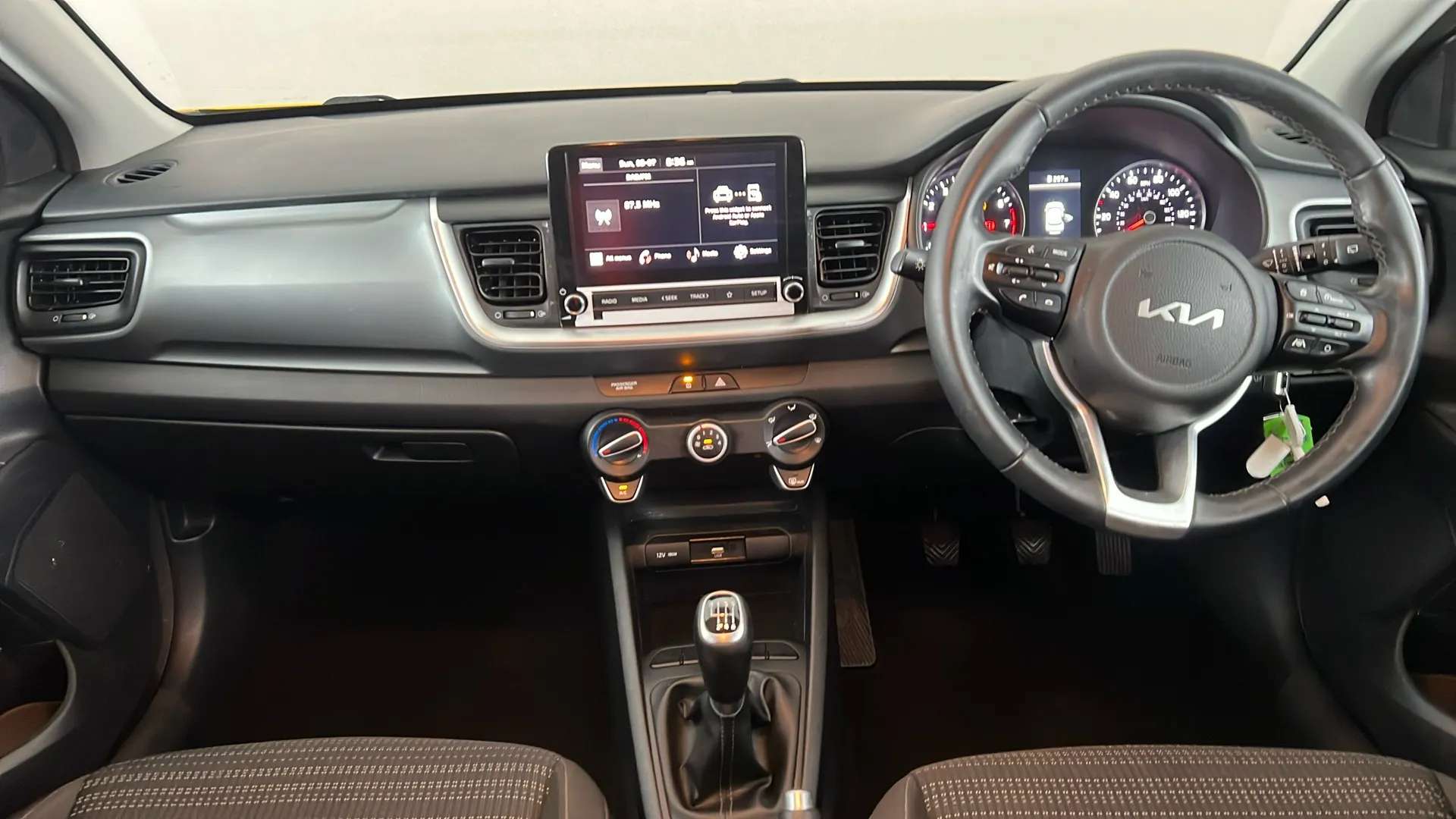2023 KIA STONIC 2023 KIA STONIC