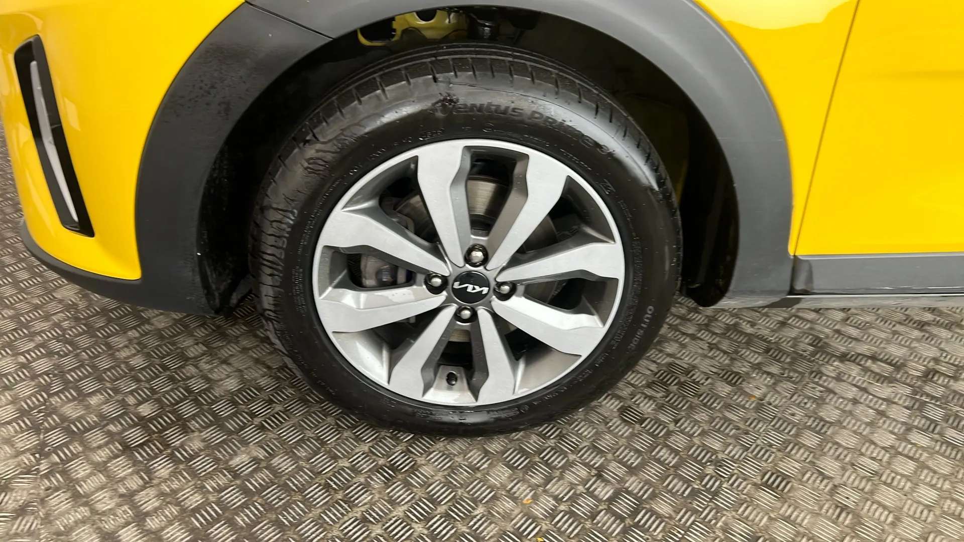 2023 KIA STONIC 2023 KIA STONIC