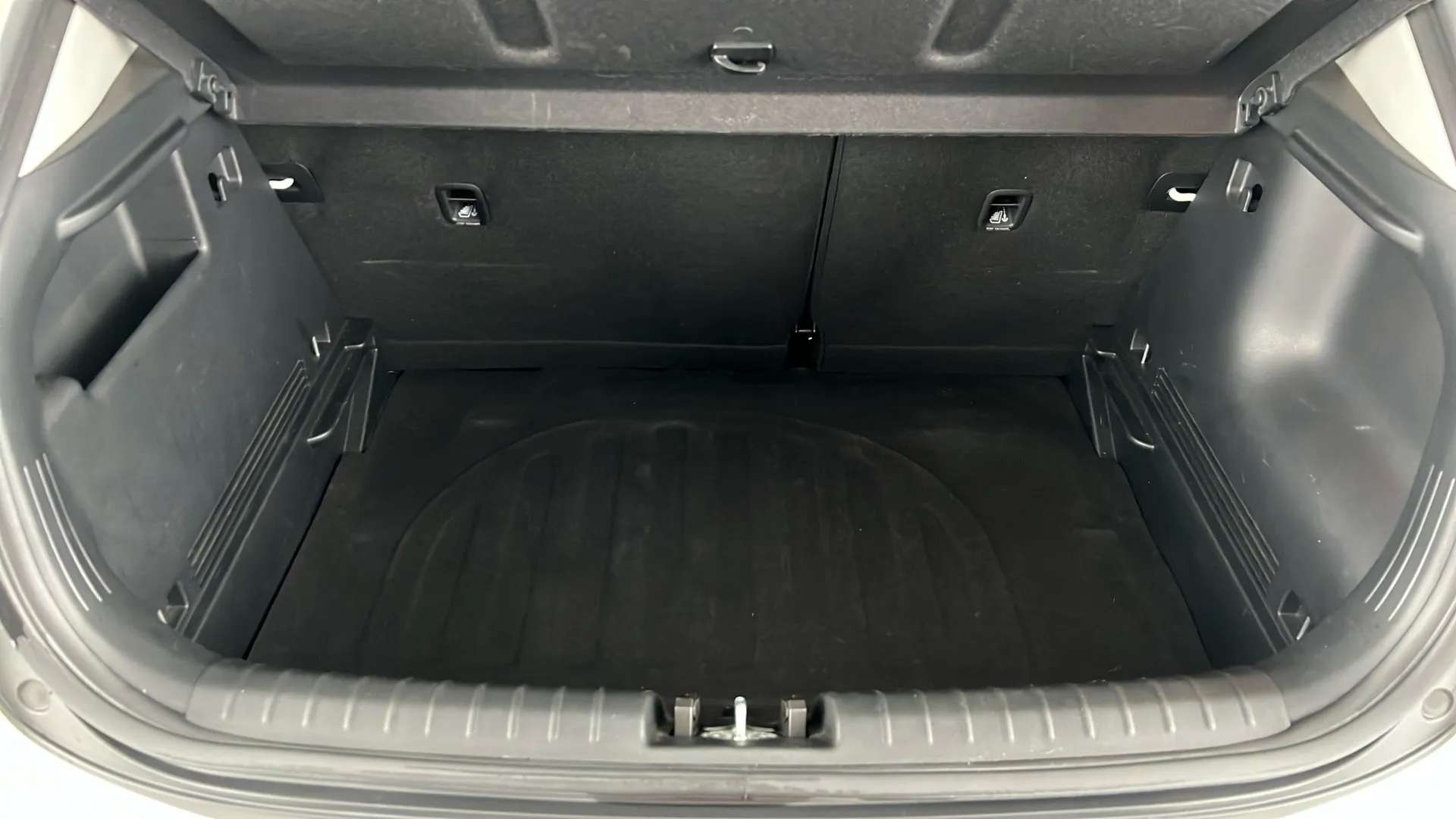 2022 KIA STONIC 2022 KIA STONIC