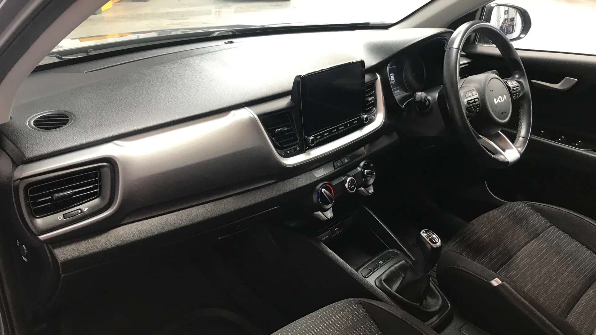 2021 KIA STONIC 2021 KIA STONIC