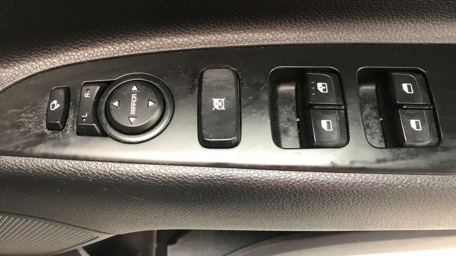 2021 KIA STONIC 2021 KIA STONIC