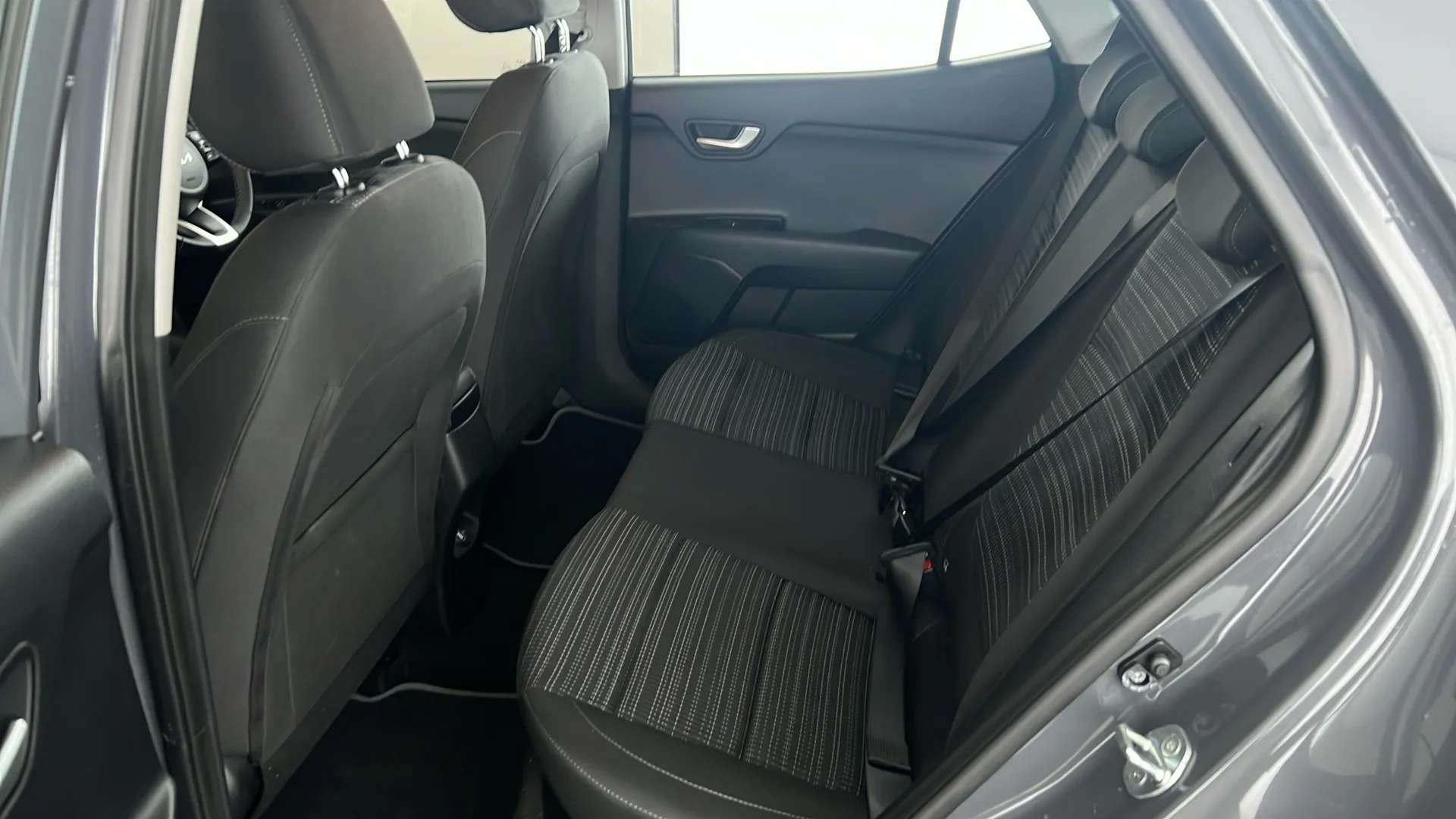 2023 KIA STONIC 2023 KIA STONIC