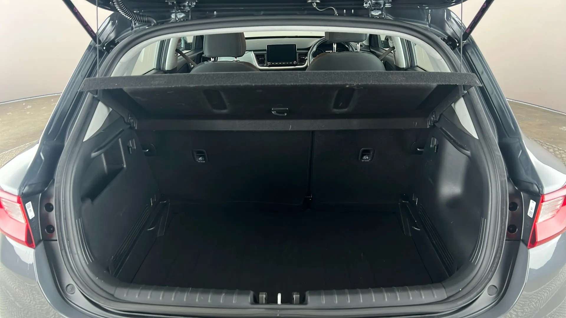 2023 KIA STONIC 2023 KIA STONIC