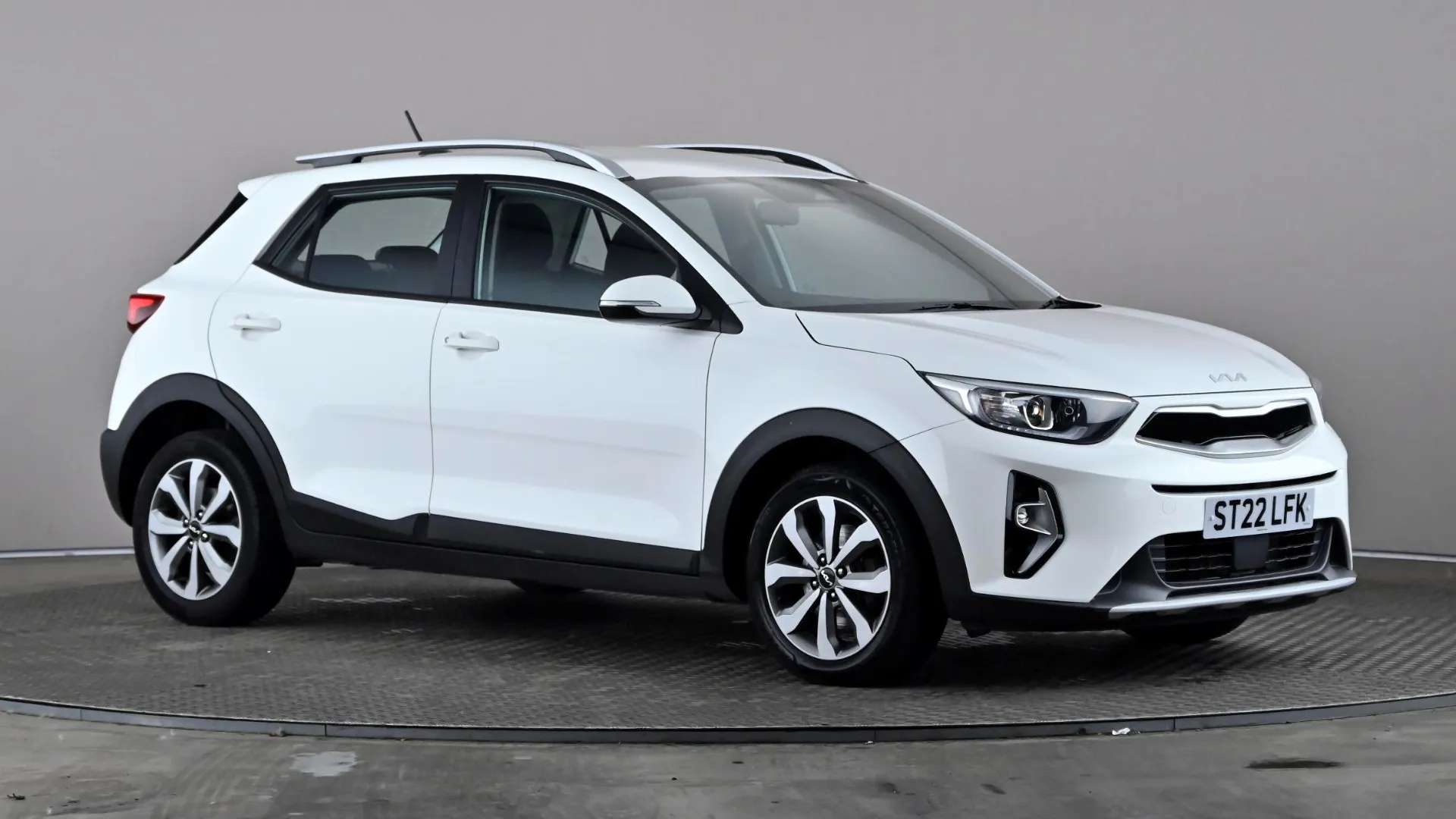 A 2022 KIA STONIC 1.0T GDi 99 2 A 2022 KIA STONIC 1.0T GDi 99 2