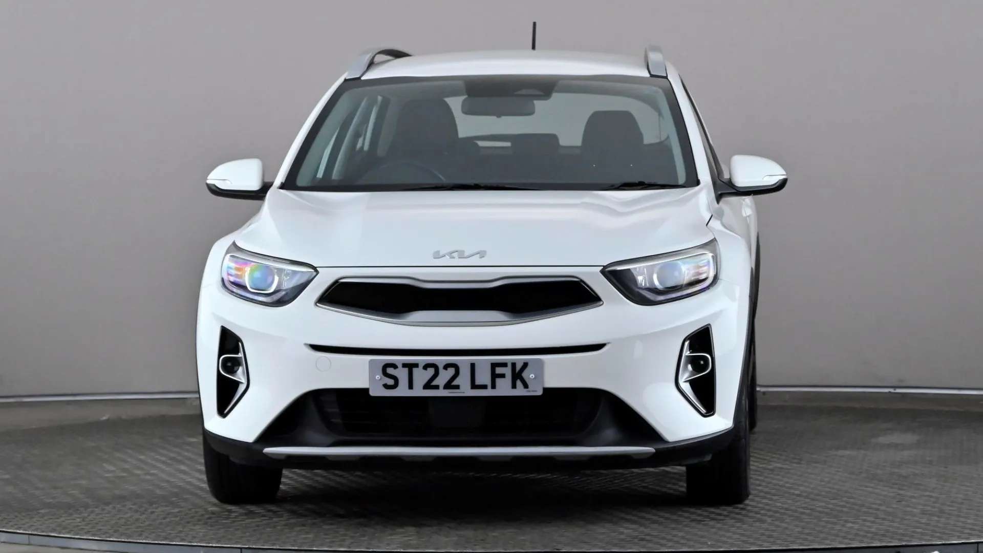 A 2022 KIA STONIC 1.0T GDi 99 2 A 2022 KIA STONIC 1.0T GDi 99 2
