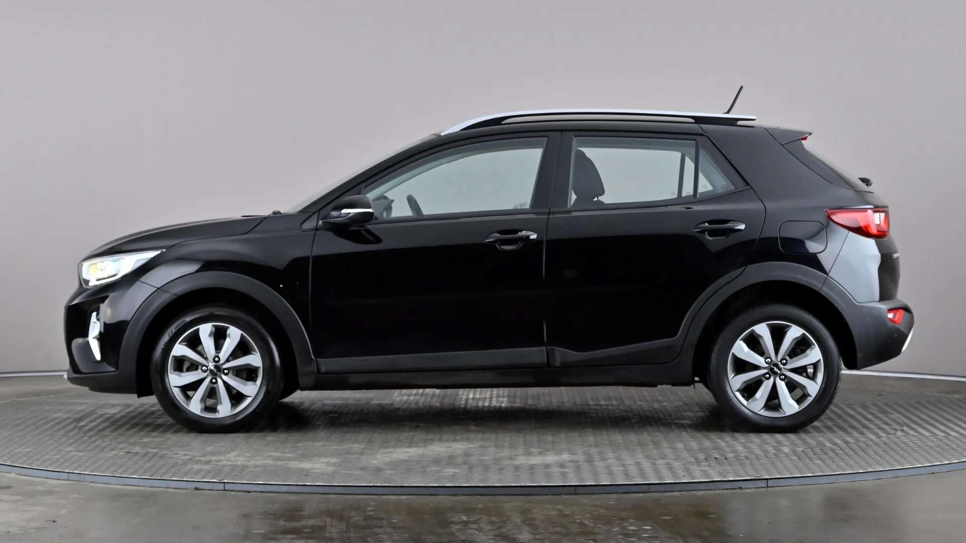 A 2022 KIA STONIC 1.0T GDi 99 2 A 2022 KIA STONIC 1.0T GDi 99 2