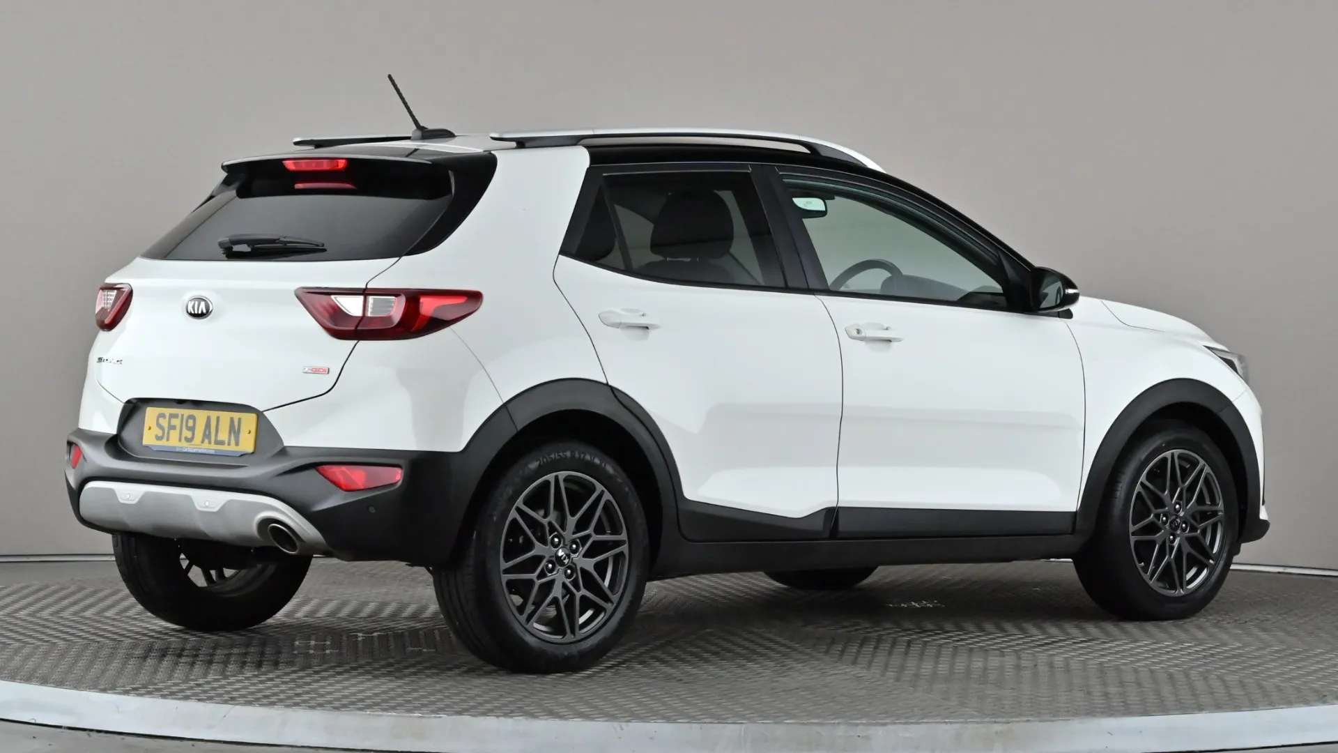 2019 KIA STONIC 2019 KIA STONIC