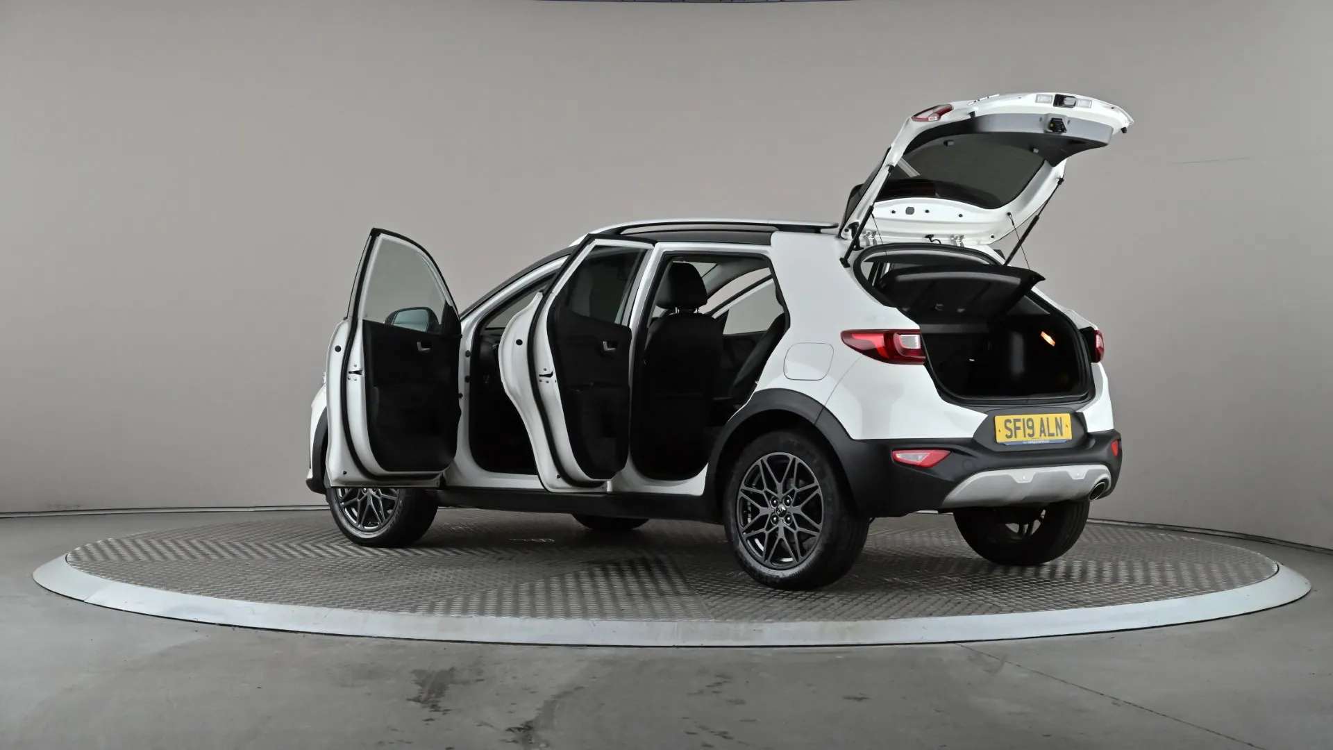 2019 KIA STONIC 2019 KIA STONIC