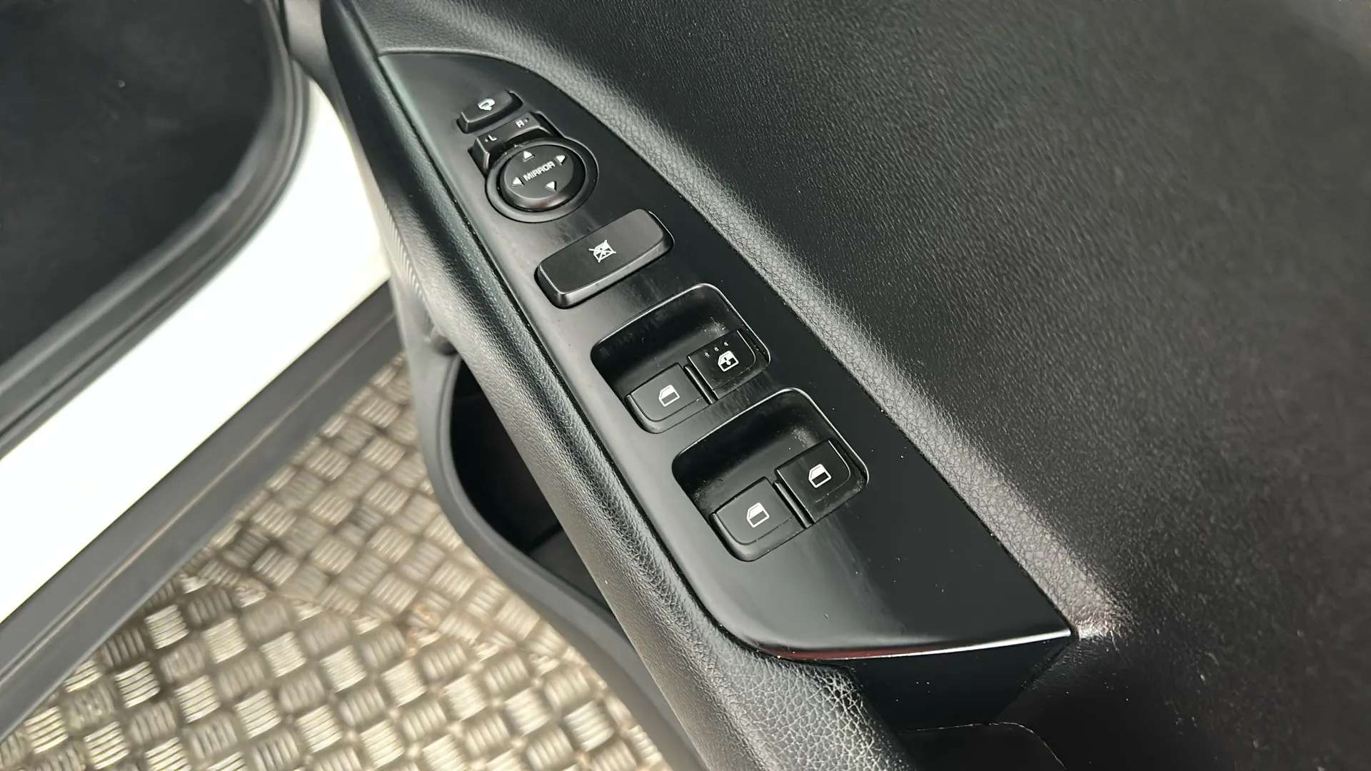 2019 KIA STONIC 2019 KIA STONIC