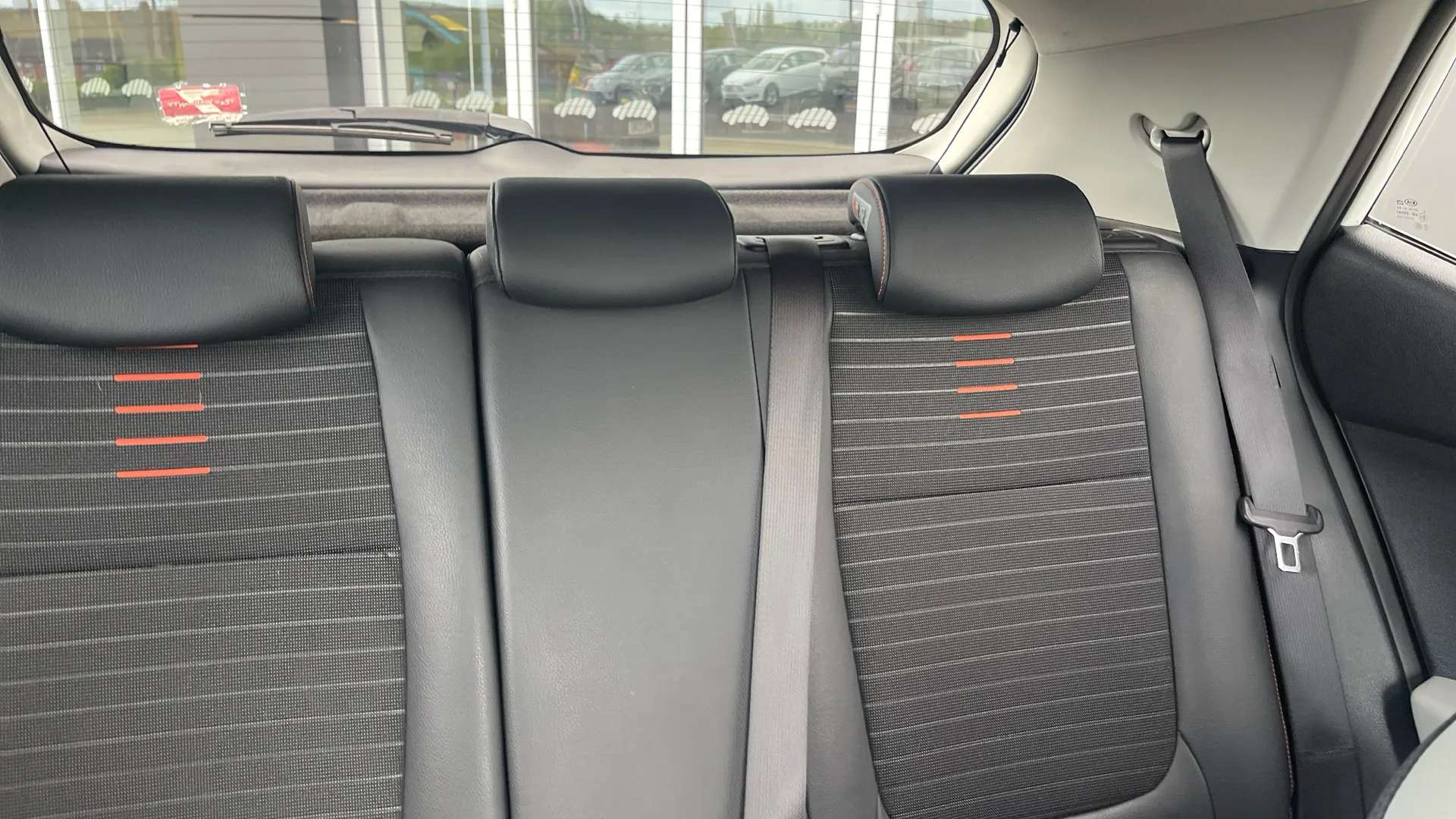 2019 KIA STONIC 2019 KIA STONIC