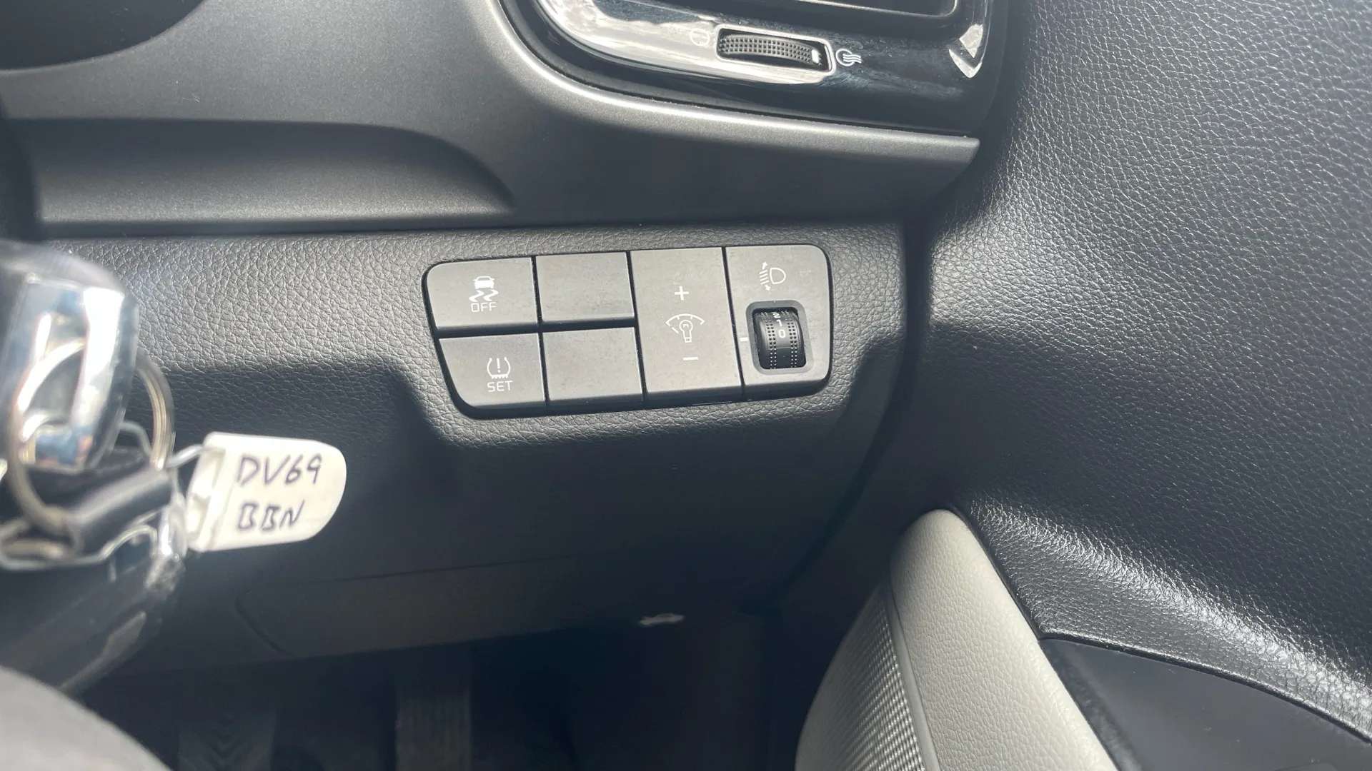 2019 KIA STONIC 2019 KIA STONIC