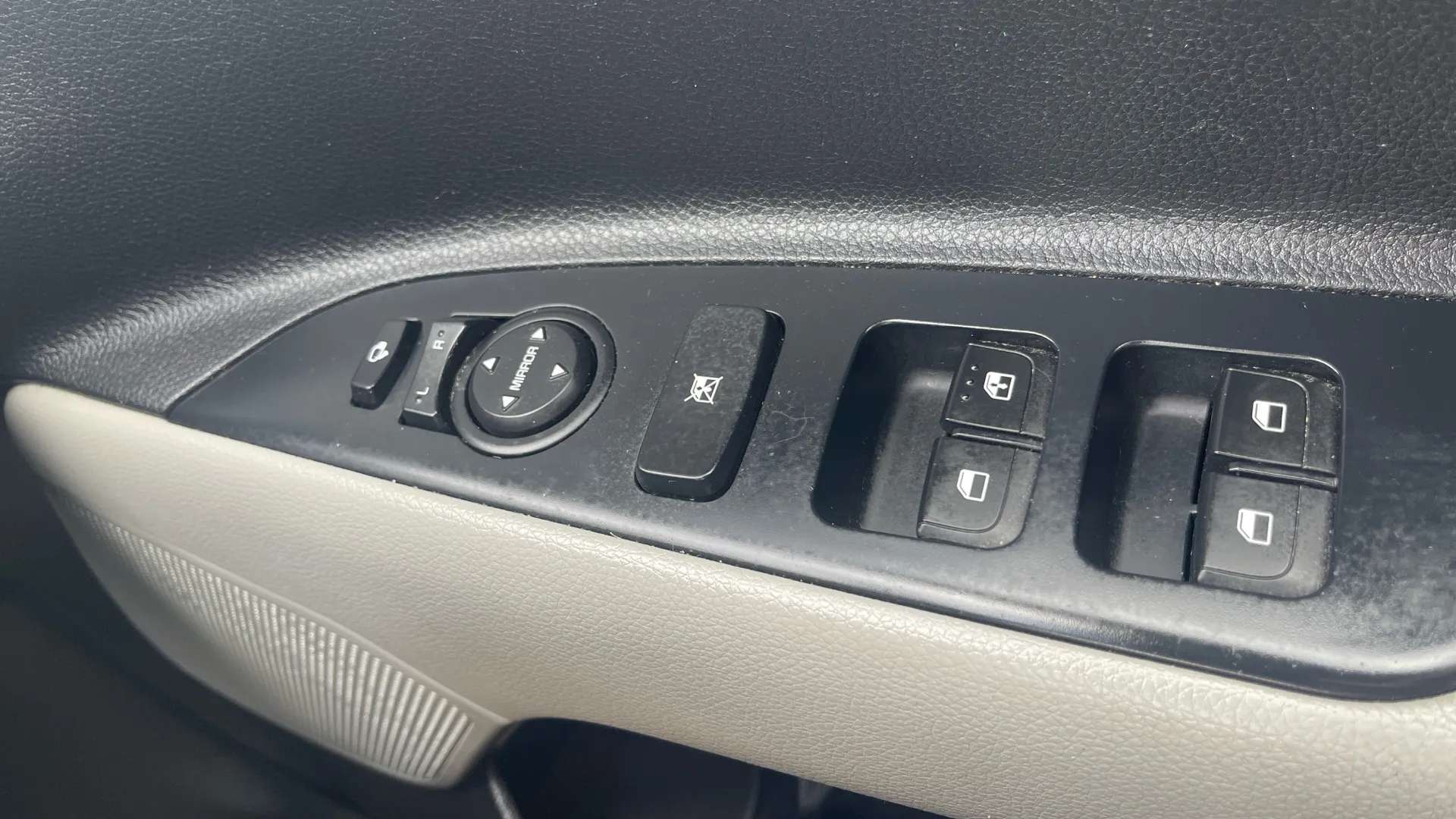 2019 KIA STONIC 2019 KIA STONIC