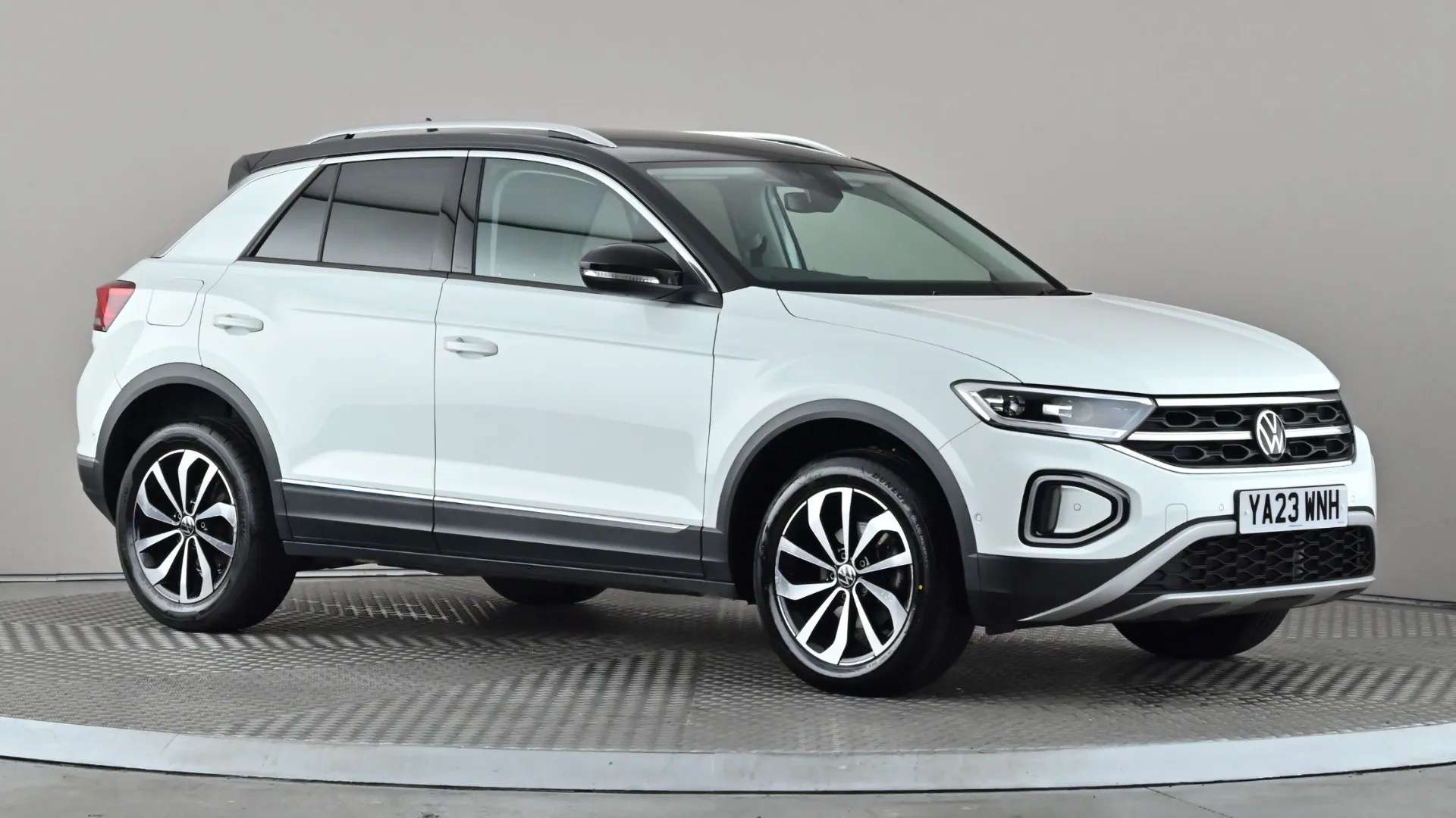 A 2023 VOLKSWAGEN T-ROC 1.5 TSI Style A 2023 VOLKSWAGEN T-ROC 1.5 TSI Style