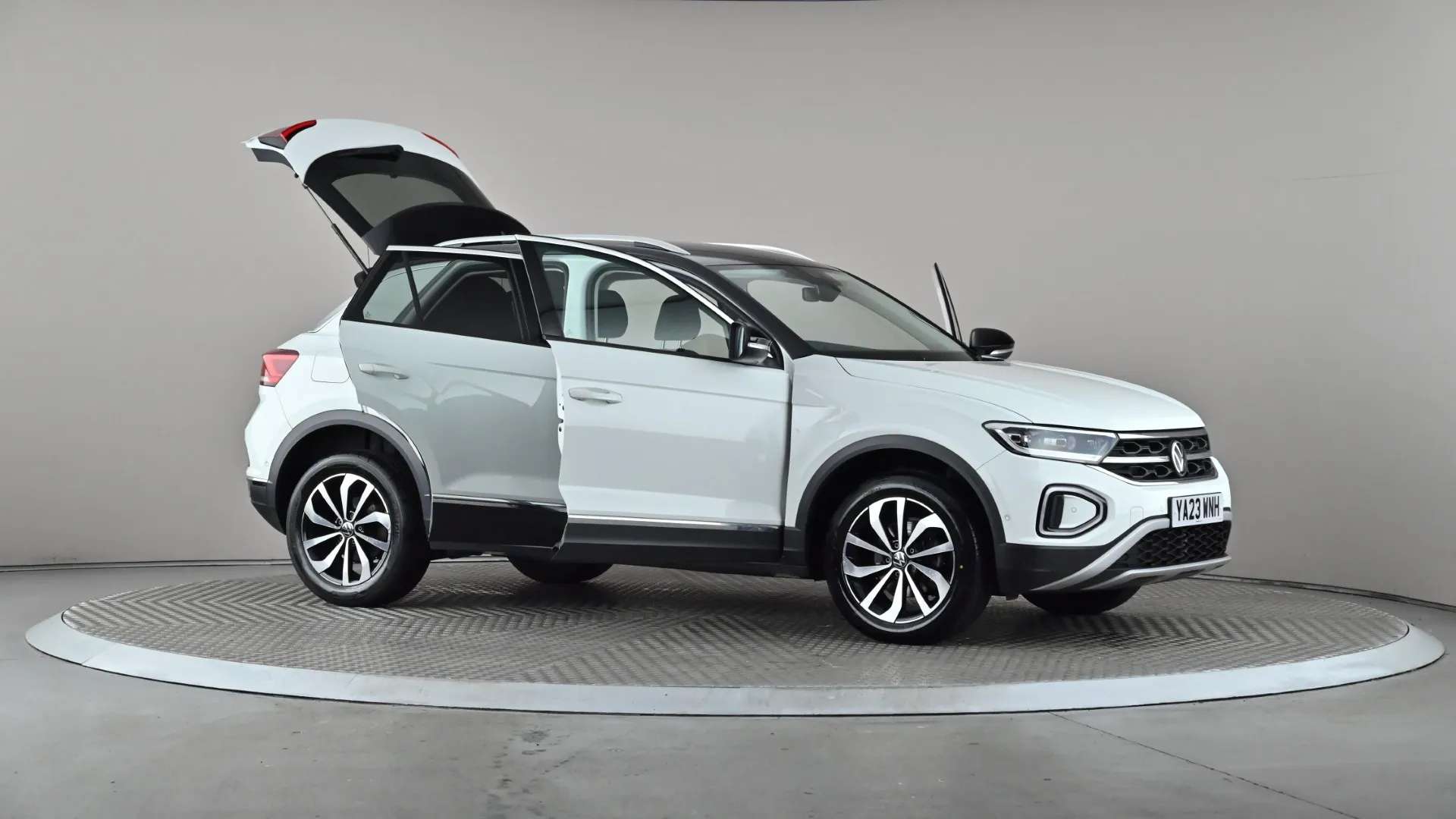 2023 VOLKSWAGEN T-ROC 2023 VOLKSWAGEN T-ROC
