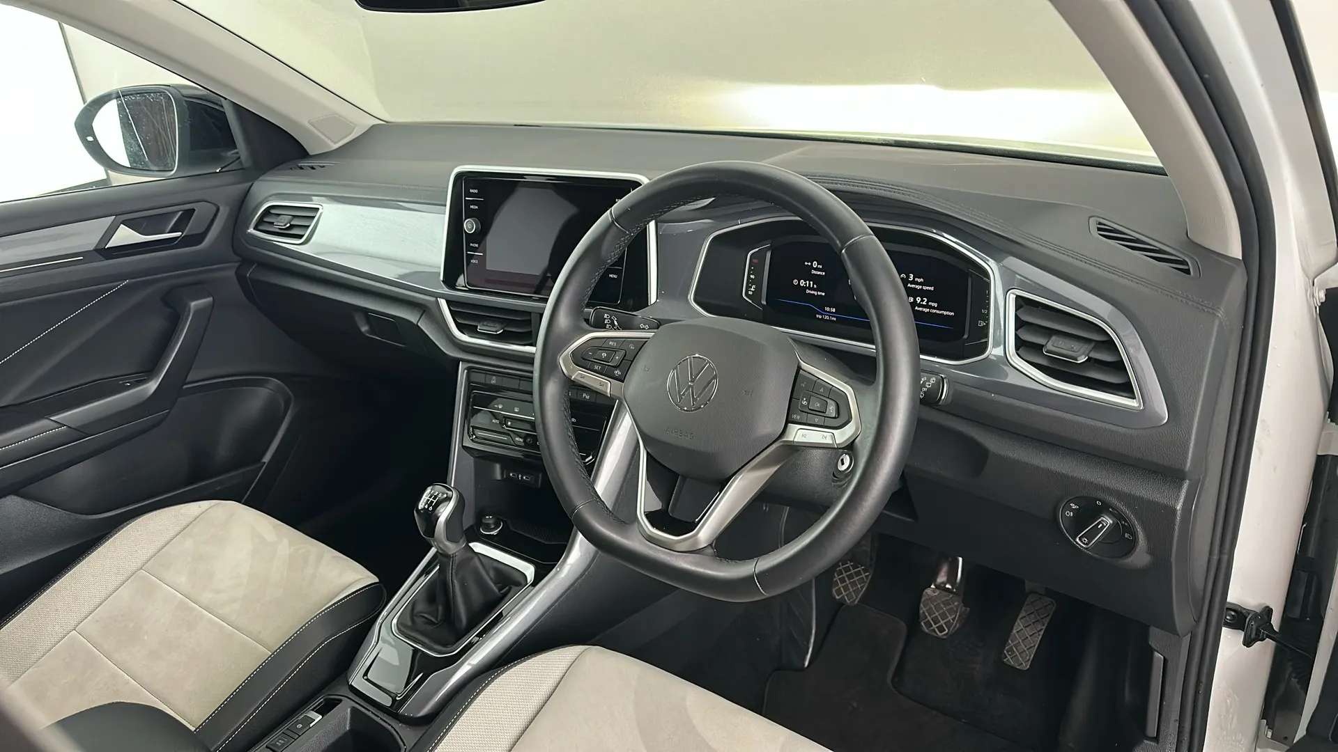 2023 VOLKSWAGEN T-ROC 2023 VOLKSWAGEN T-ROC