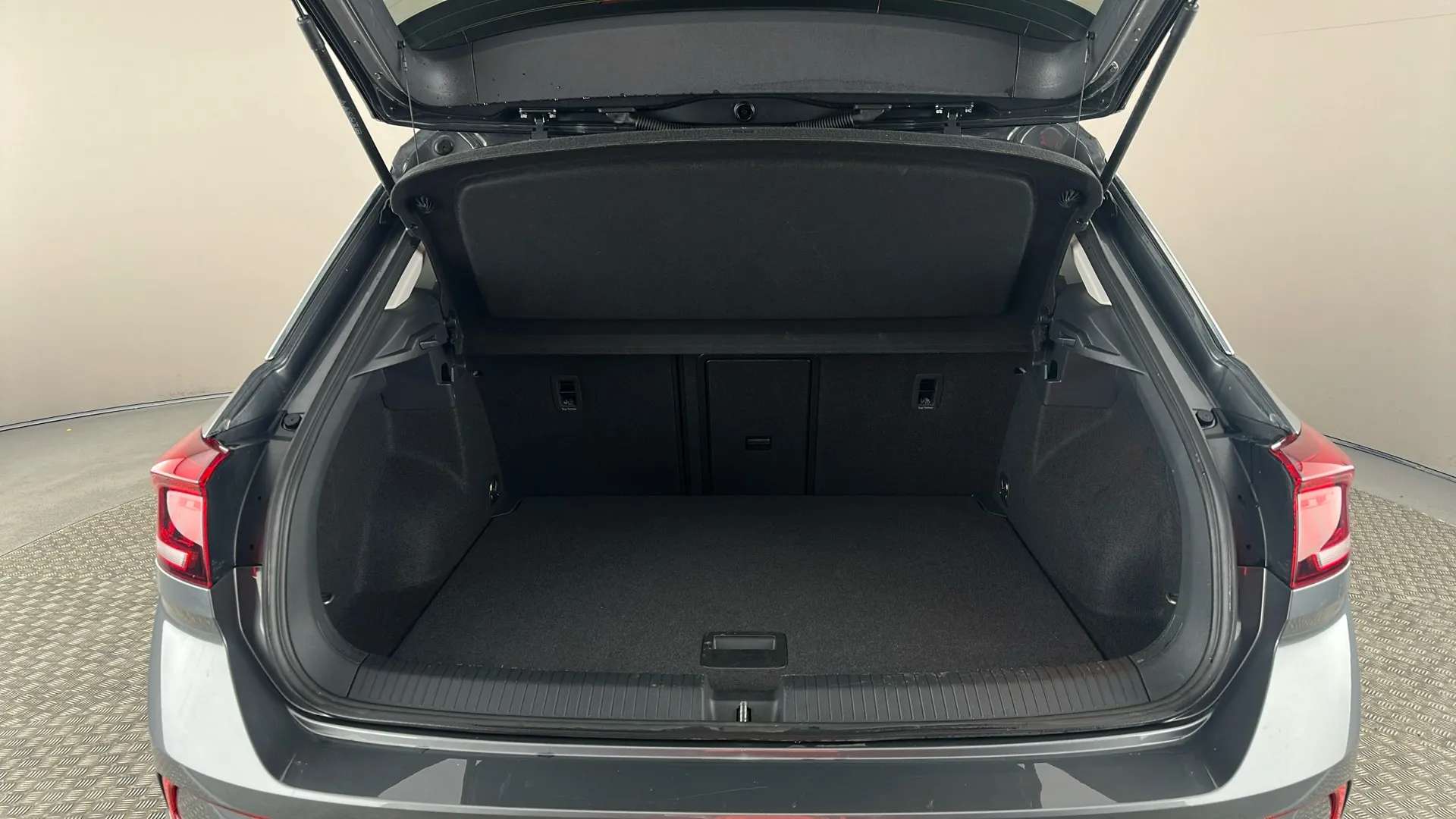 2023 VOLKSWAGEN T-ROC 2023 VOLKSWAGEN T-ROC