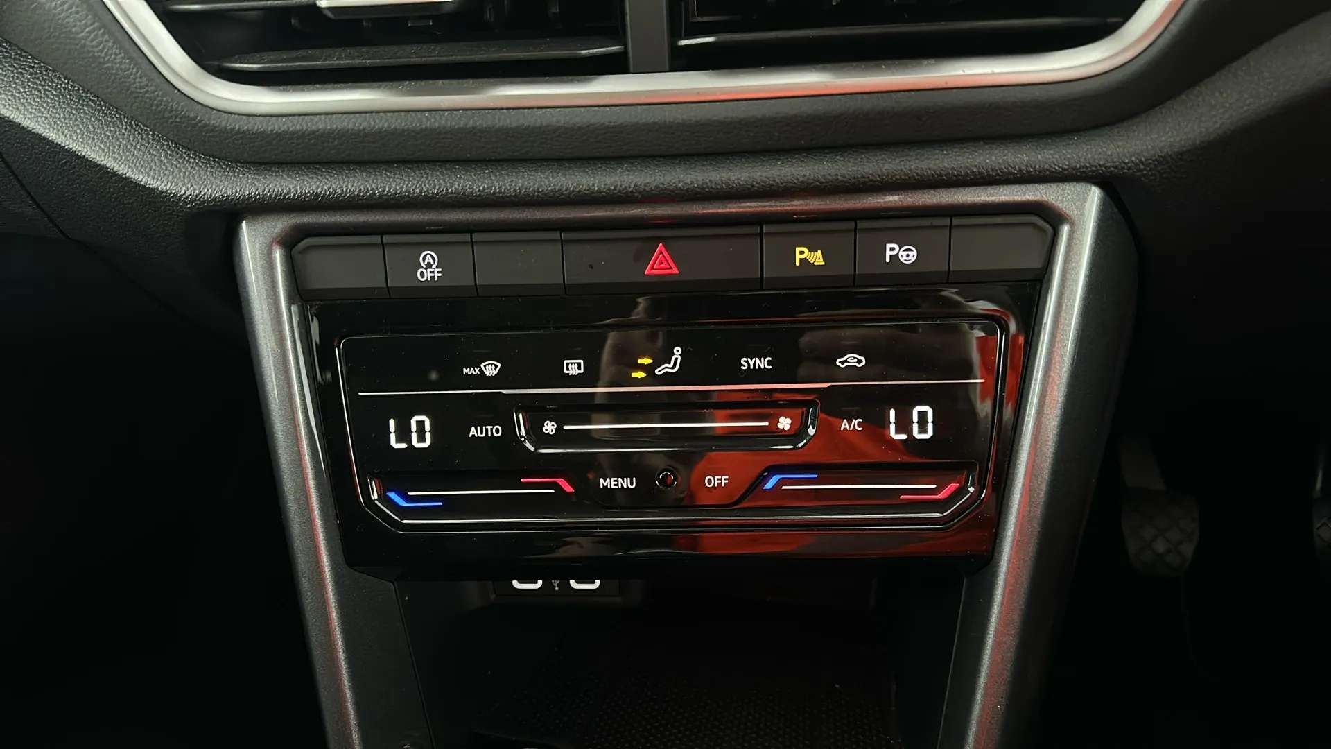 2023 VOLKSWAGEN T-ROC 2023 VOLKSWAGEN T-ROC