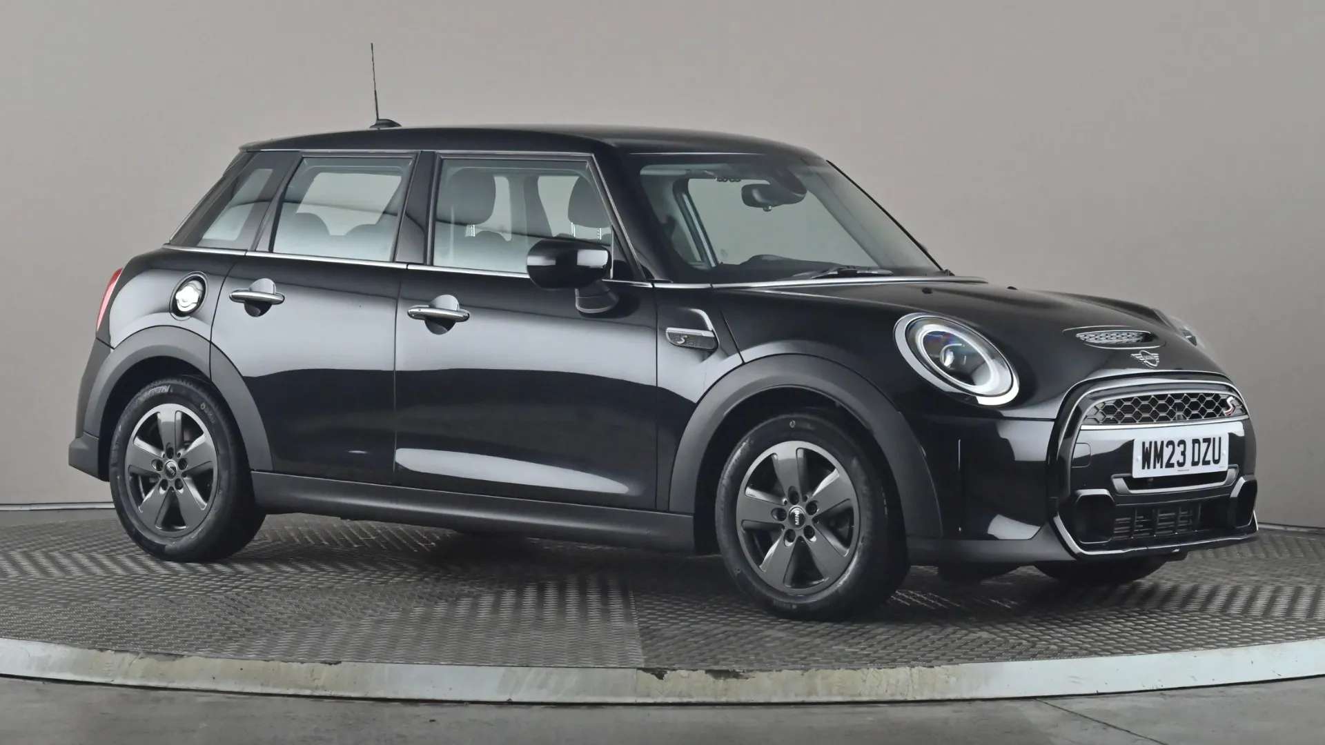 A 2023 MINI HATCH 2.0 Cooper S Classic Premium Auto A 2023 MINI HATCH 2.0 Cooper S Classic Premium Auto