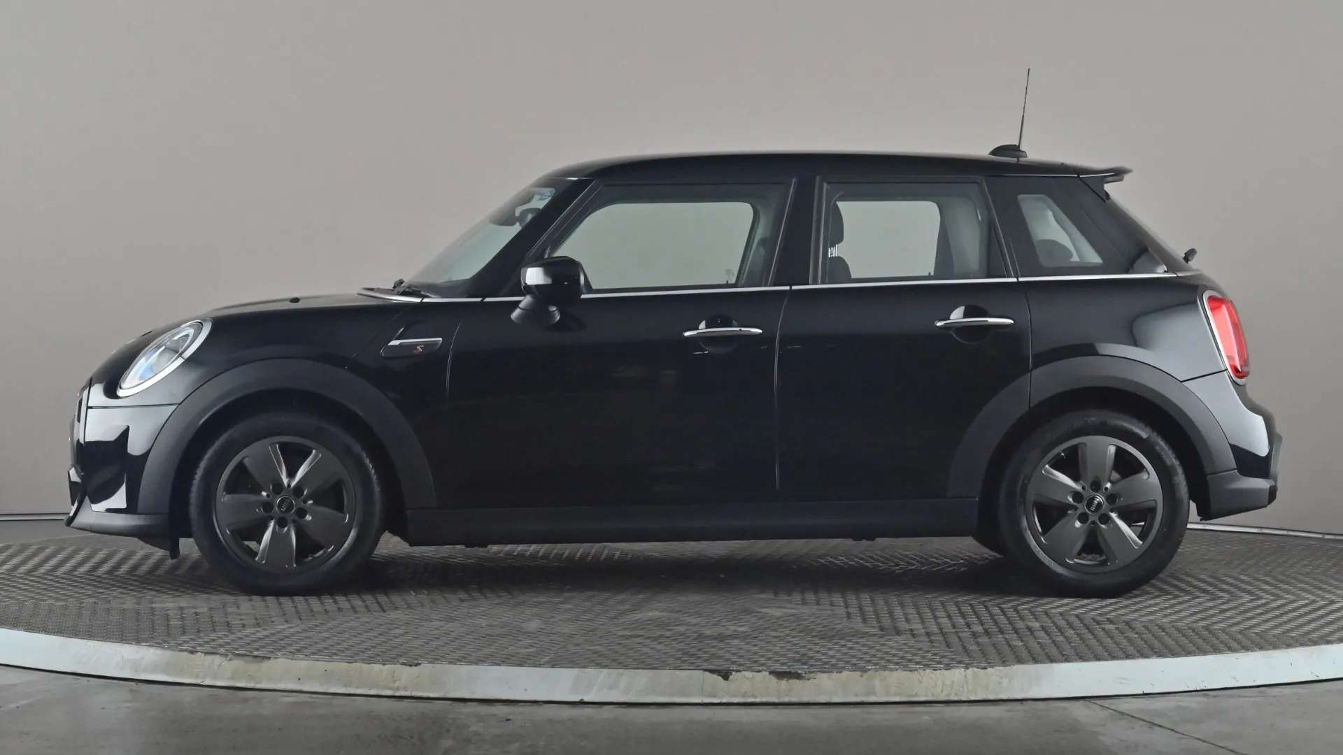 A 2023 MINI HATCH 2.0 Cooper S Classic Premium Auto A 2023 MINI HATCH 2.0 Cooper S Classic Premium Auto