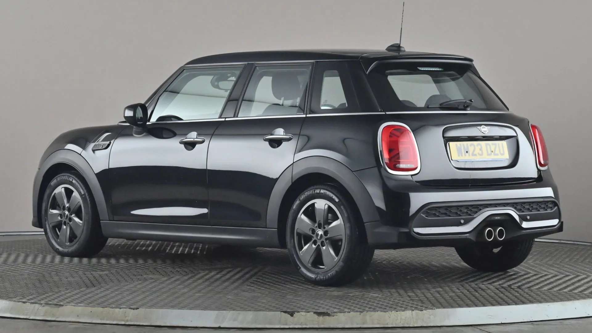 A 2023 MINI HATCH 2.0 Cooper S Classic Premium Auto A 2023 MINI HATCH 2.0 Cooper S Classic Premium Auto