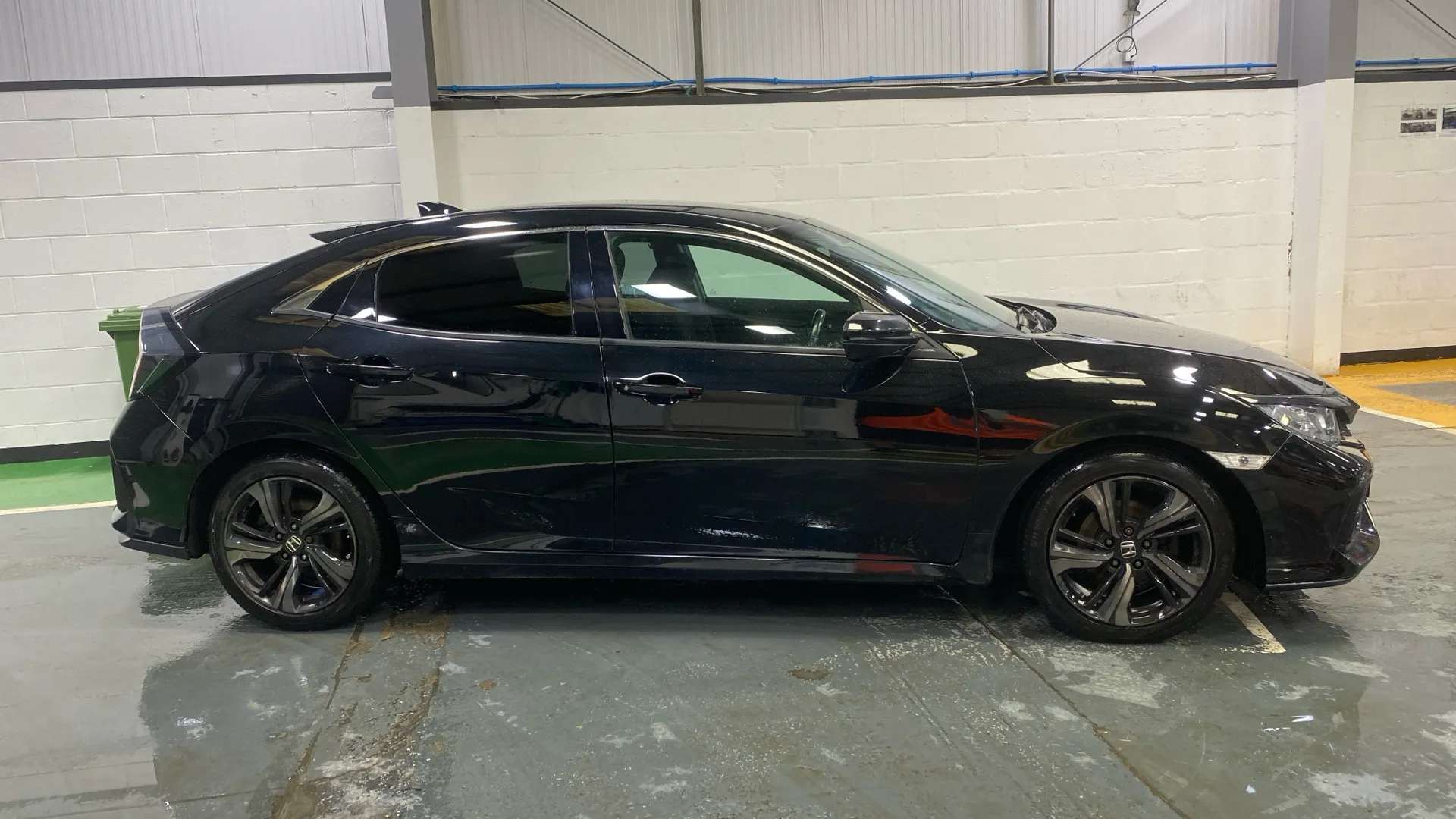 A 2019 HONDA CIVIC 1.0 VTEC Turbo 126 SR A 2019 HONDA CIVIC 1.0 VTEC Turbo 126 SR