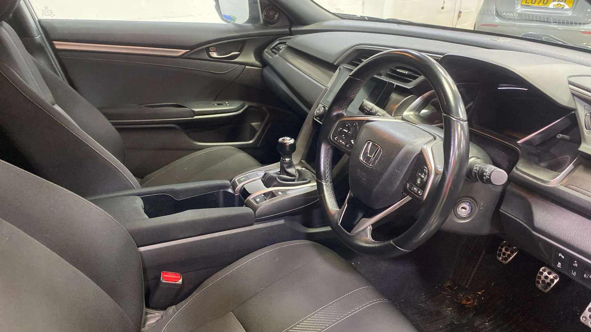 A 2019 HONDA CIVIC 1.0 VTEC Turbo 126 SR A 2019 HONDA CIVIC 1.0 VTEC Turbo 126 SR