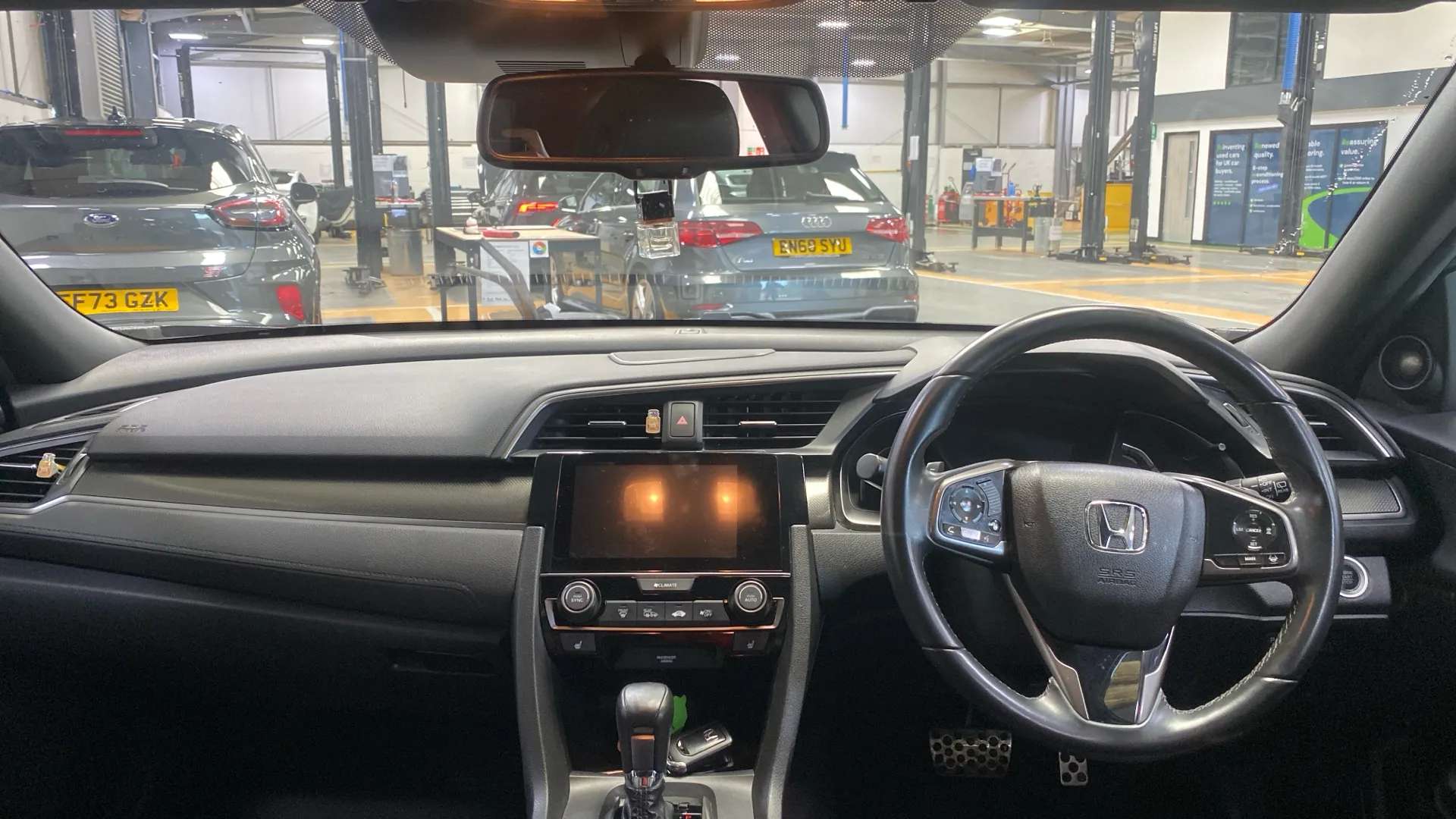 A 2017 HONDA CIVIC 1.0 VTEC Turbo EX CVT A 2017 HONDA CIVIC 1.0 VTEC Turbo EX CVT