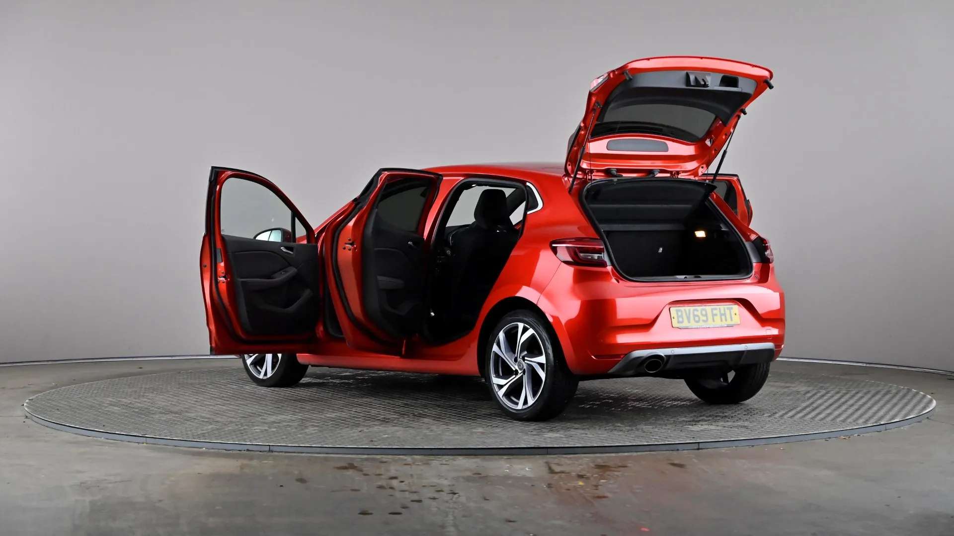 2019 RENAULT CLIO 2019 RENAULT CLIO