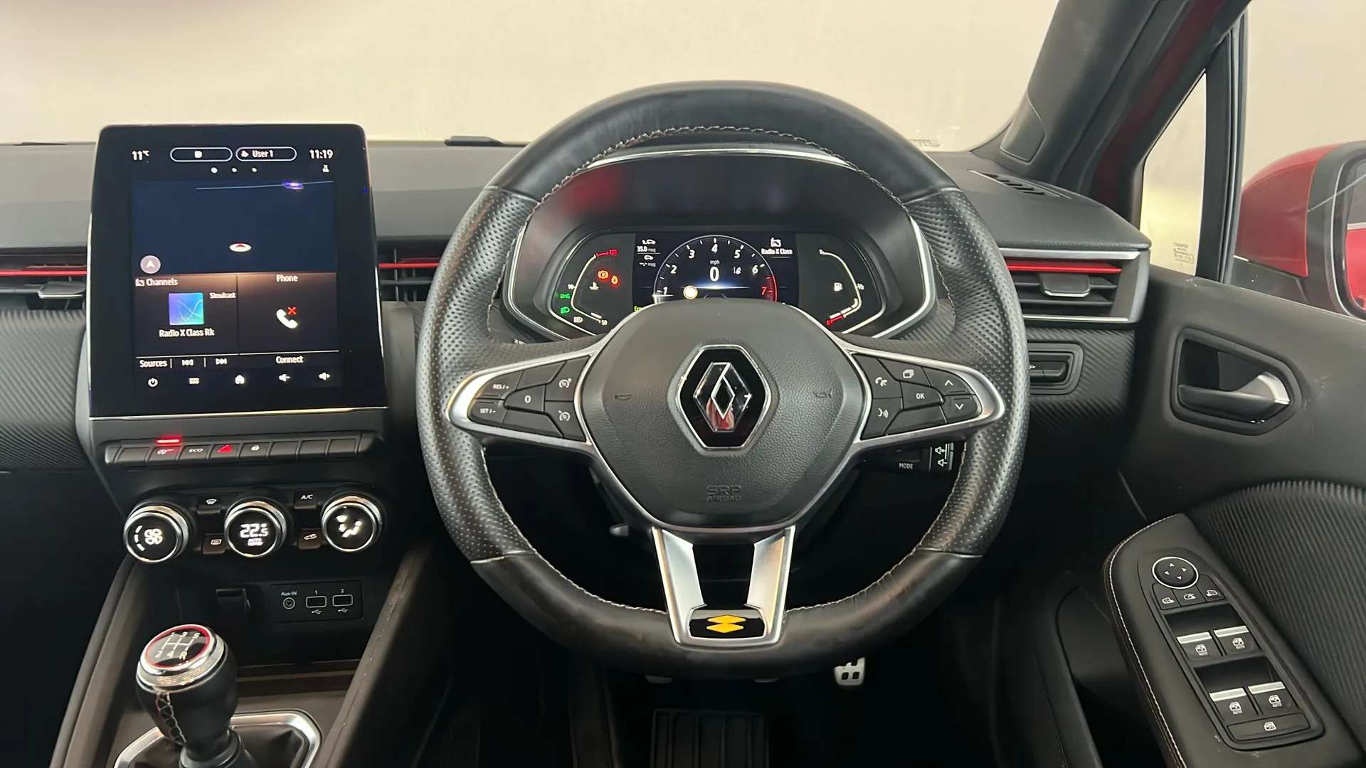 2019 RENAULT CLIO 2019 RENAULT CLIO