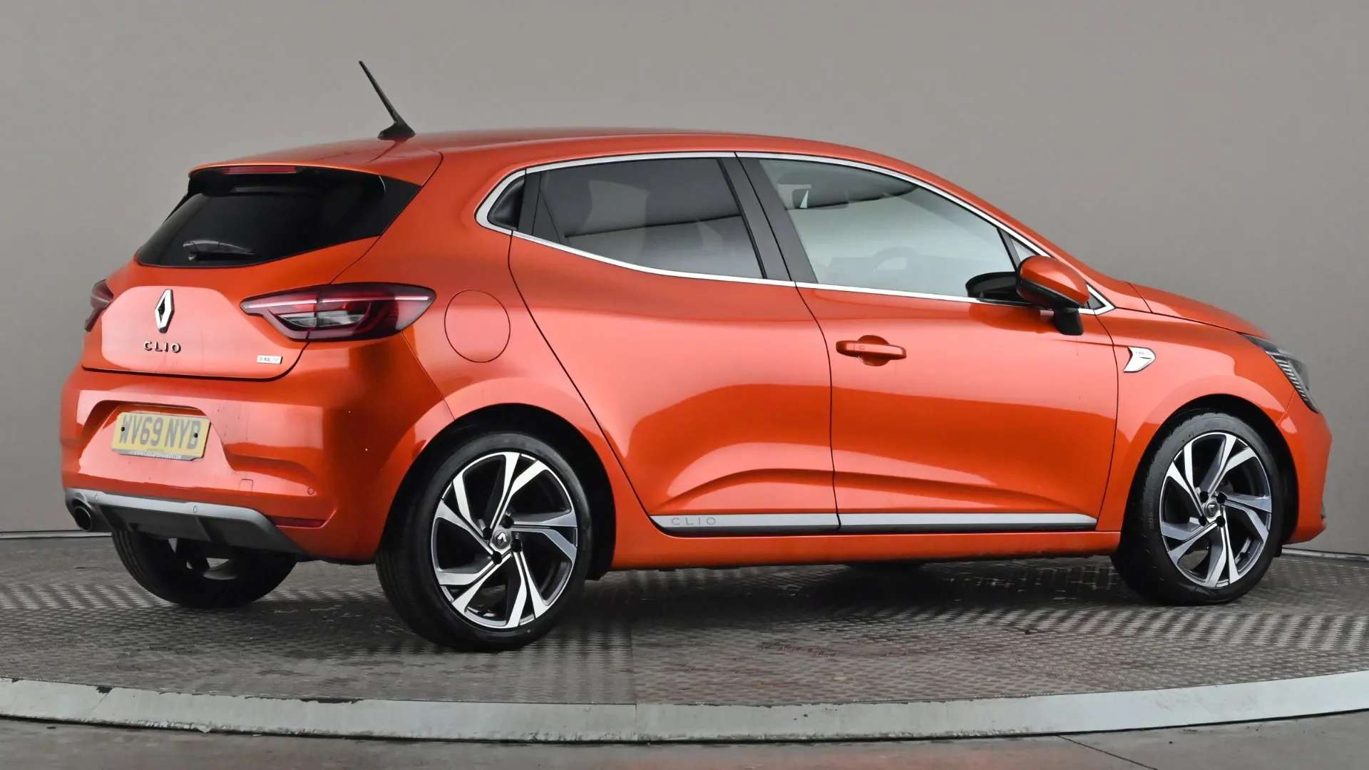 2019 RENAULT CLIO 2019 RENAULT CLIO