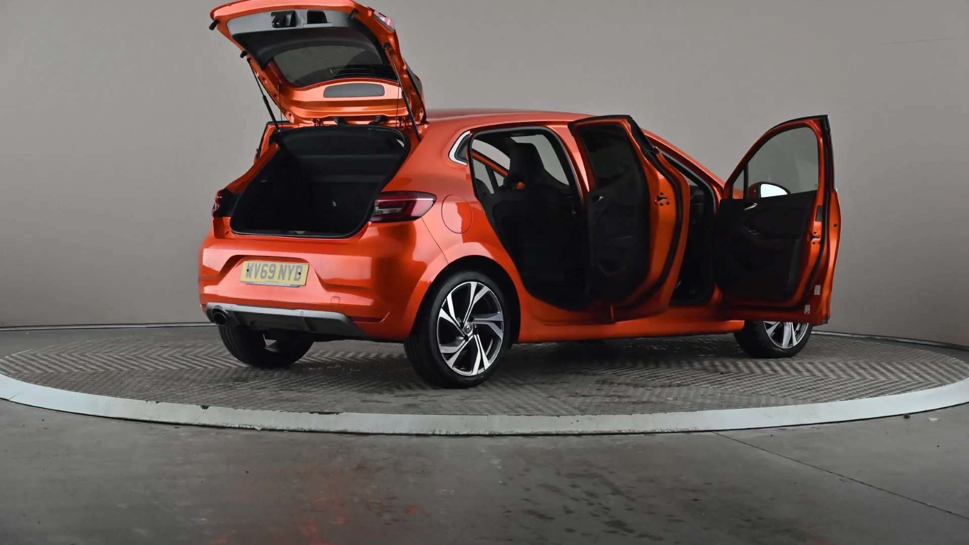 2019 RENAULT CLIO 2019 RENAULT CLIO